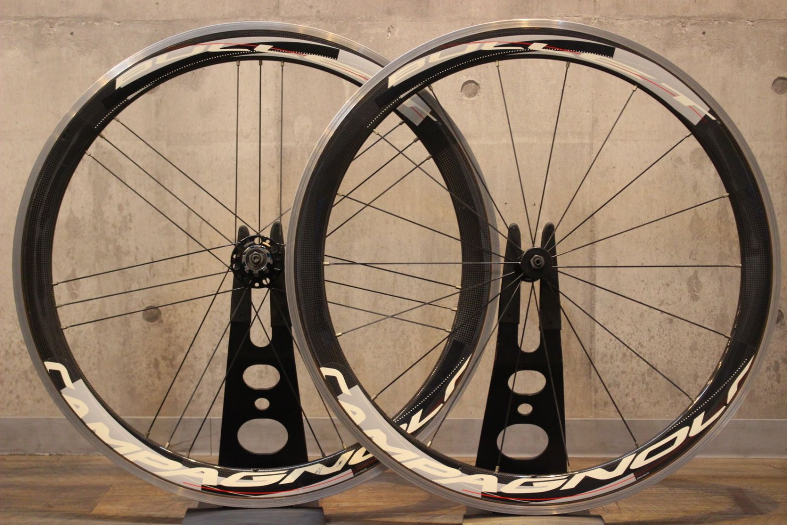 CAMPAGNOLO BULLET 50 クリンチャー Campagnolo Bullet 50mm wheelsets clincher user reviews : 5