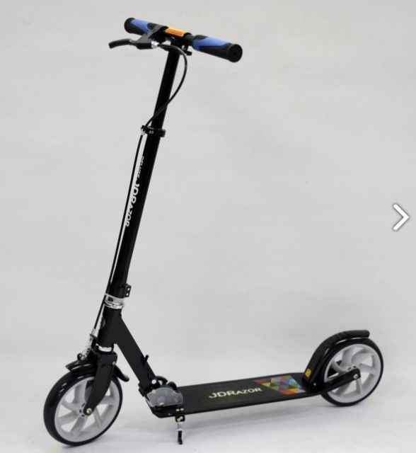 送料込み】ドイツ生まれのキックスケーター・スピーダス アウトレット