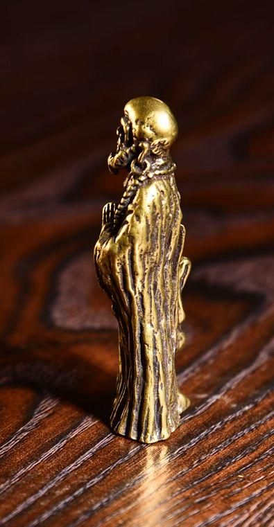 達磨仏像 置物 老樹達磨羅漢 銅製 装飾品   工芸品 美術品 達磨仏像 置物 老樹達磨羅漢 銅製 装飾品 工芸品 美術品 - メルカリ