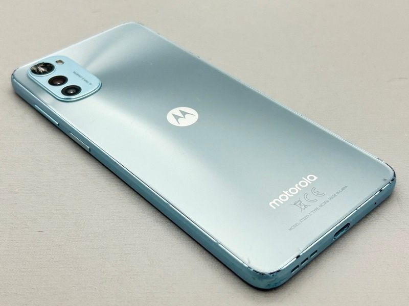 【中古】moto e32s motorola【訳あり 利用制限】 SIMフリー ミスティシルバー mineo  モトローラ  J895702-スマートホン スマートフォン スマホ 携帯電話 白ロム 本体 格安