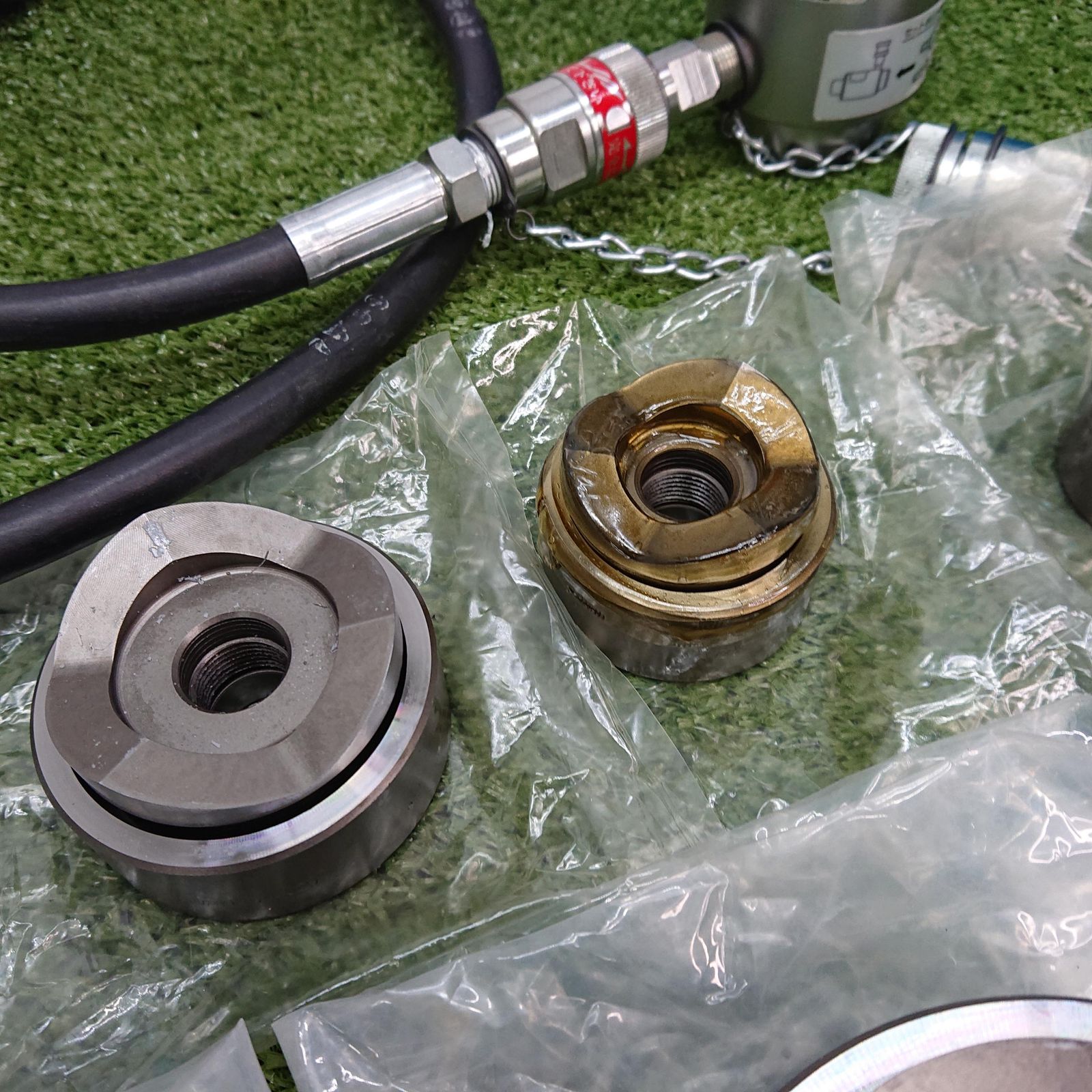 品 マクセルイズミ