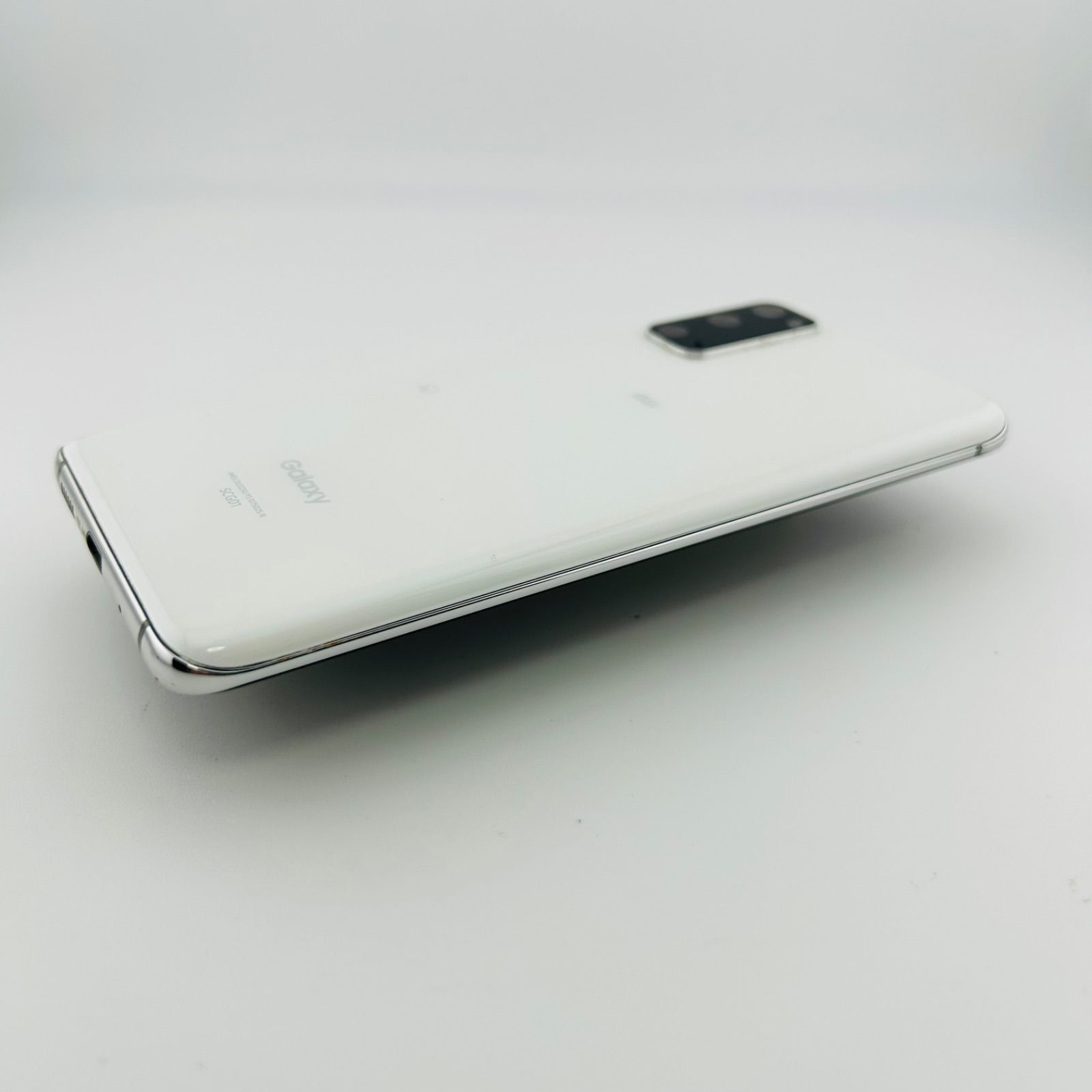 Galaxys20 5G SCG01 本体 白 SIMロック解除済み