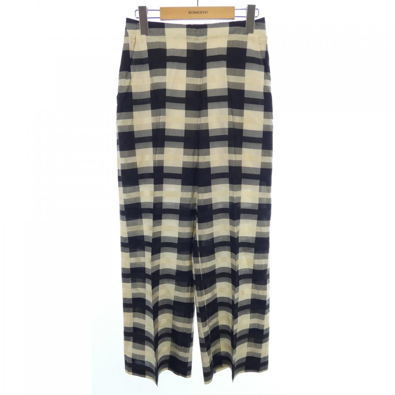 バーニーズニューヨーク BARNEYS NEW YORK パンツ