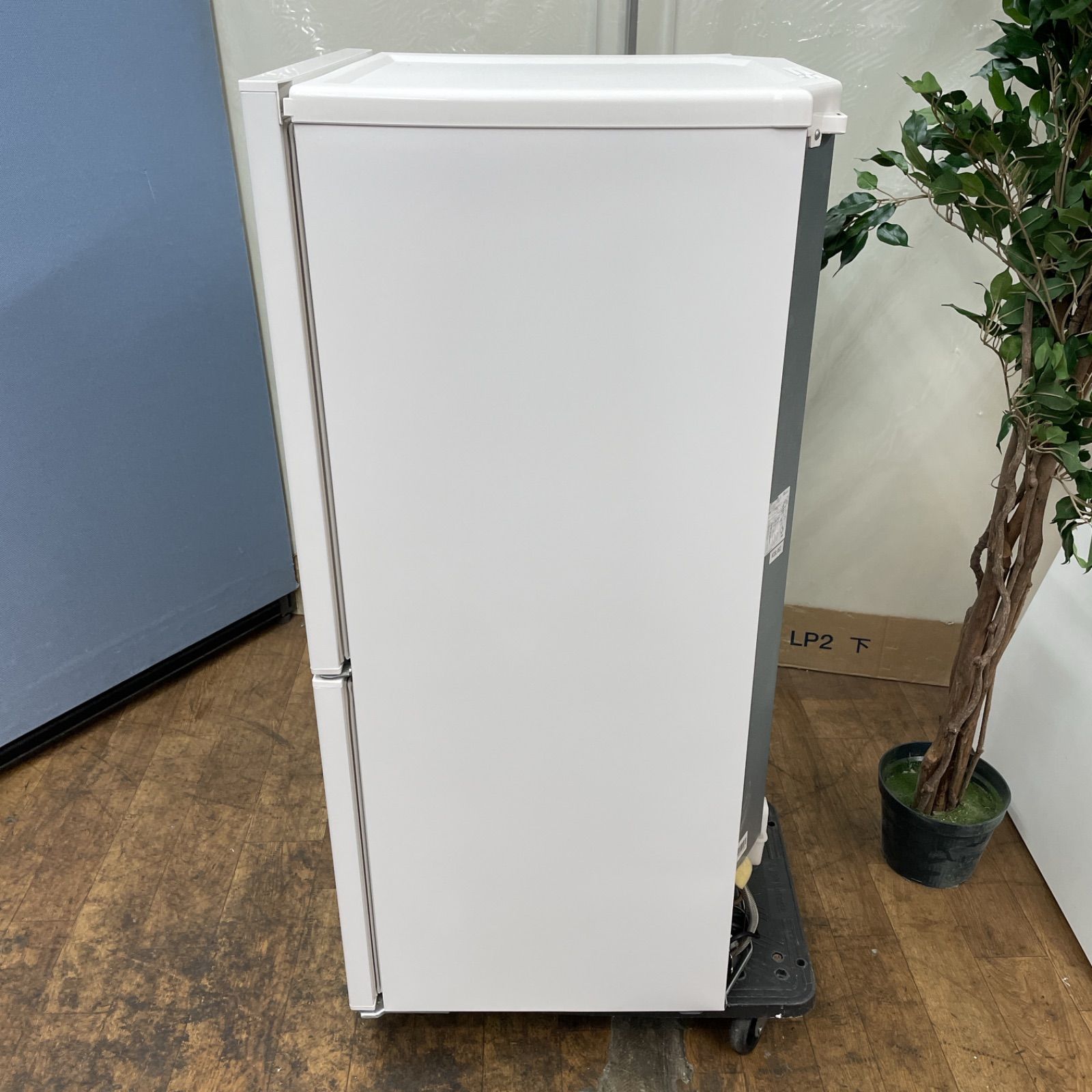 HR-E911W 冷蔵庫 HRシリーズ ホワイト [110L /2ドア /右開きタイプ] 【お届け地域限定商品】 TWINBIRD｜ツインバード 通販  | ビックカメラ.com