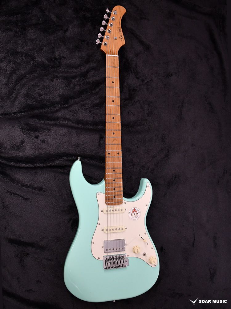 Fender フェンダージャパン Eシリアル イングウェイ スキャロップ