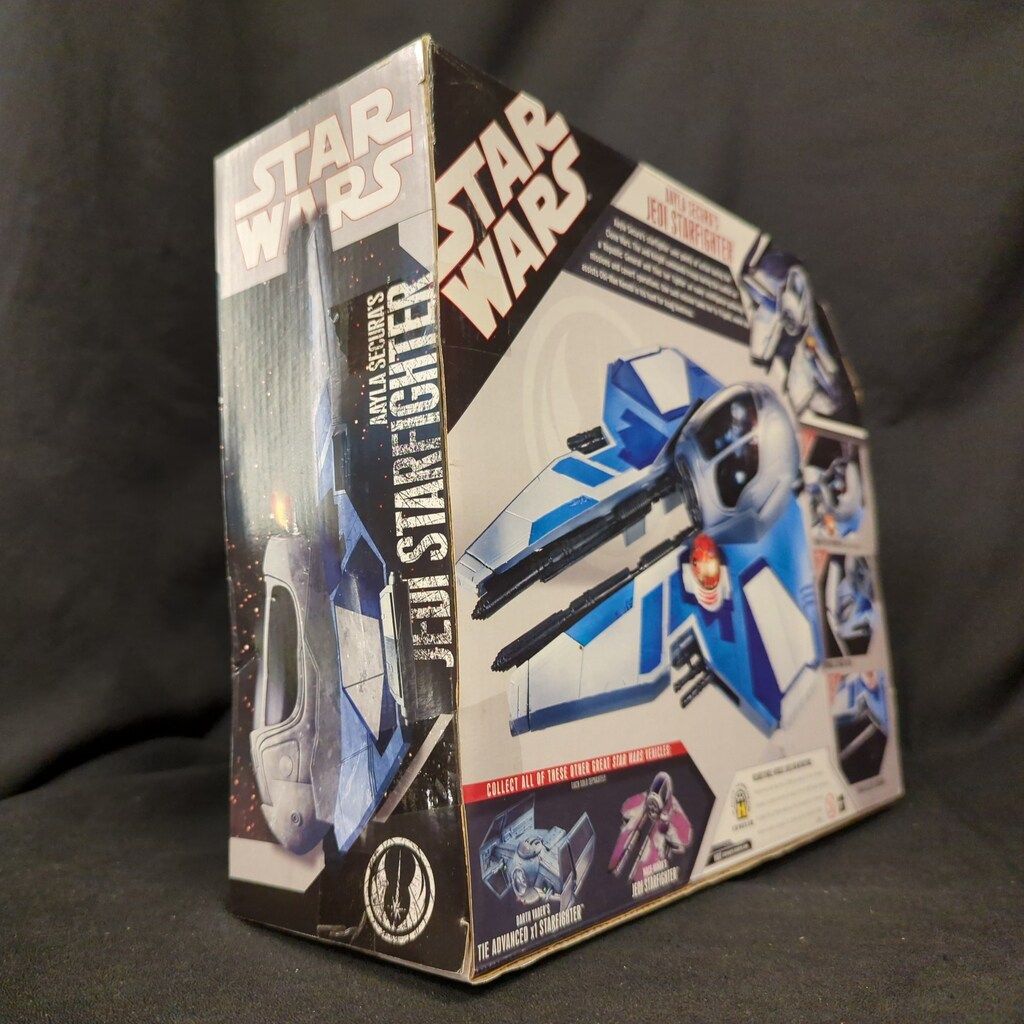 HASBRO ジェダイスターファイター￼ アイーラ・セキュラ スター