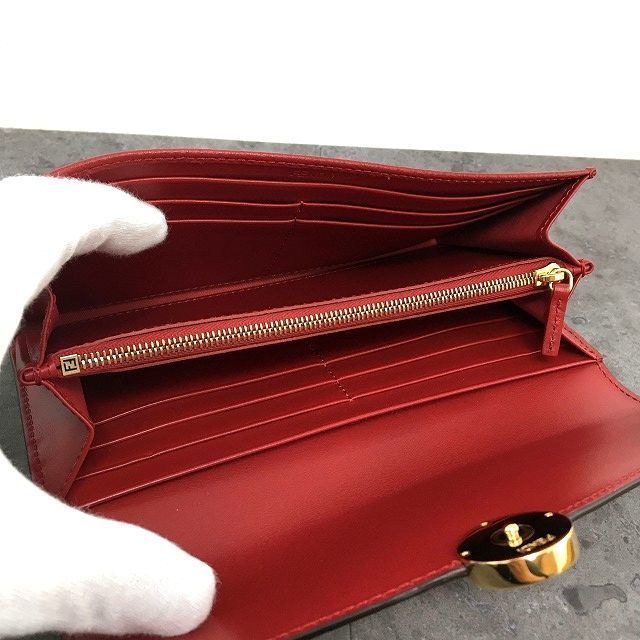 137 送料込み！ 未使用品 FENDI 長財布 8M0251 レッド エフイズ 箱付き  
