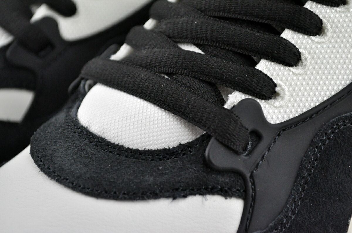 sail|blk-wht-coconut milk