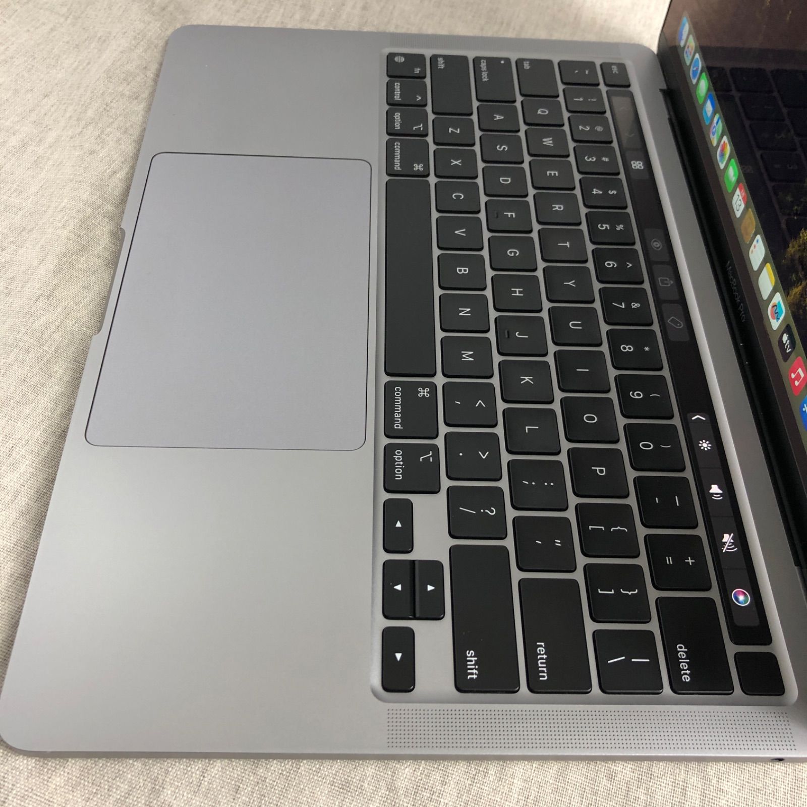 本体のみ】Apple MacBook Pro (13インチ, M1, 2020)【16GB・SSD512GB 