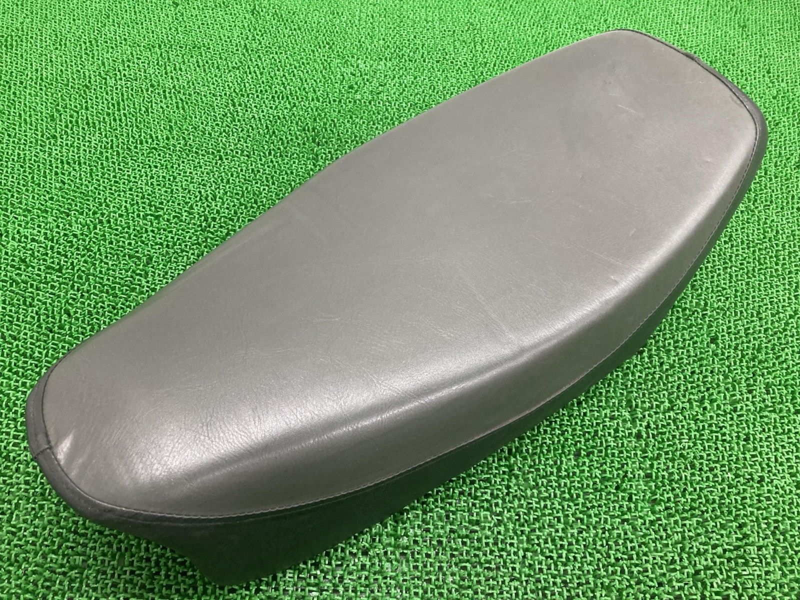 汎用ビキニカウル Φ180 赤/白 黒ライン 中古 CB750 CB400SF cb400sfで