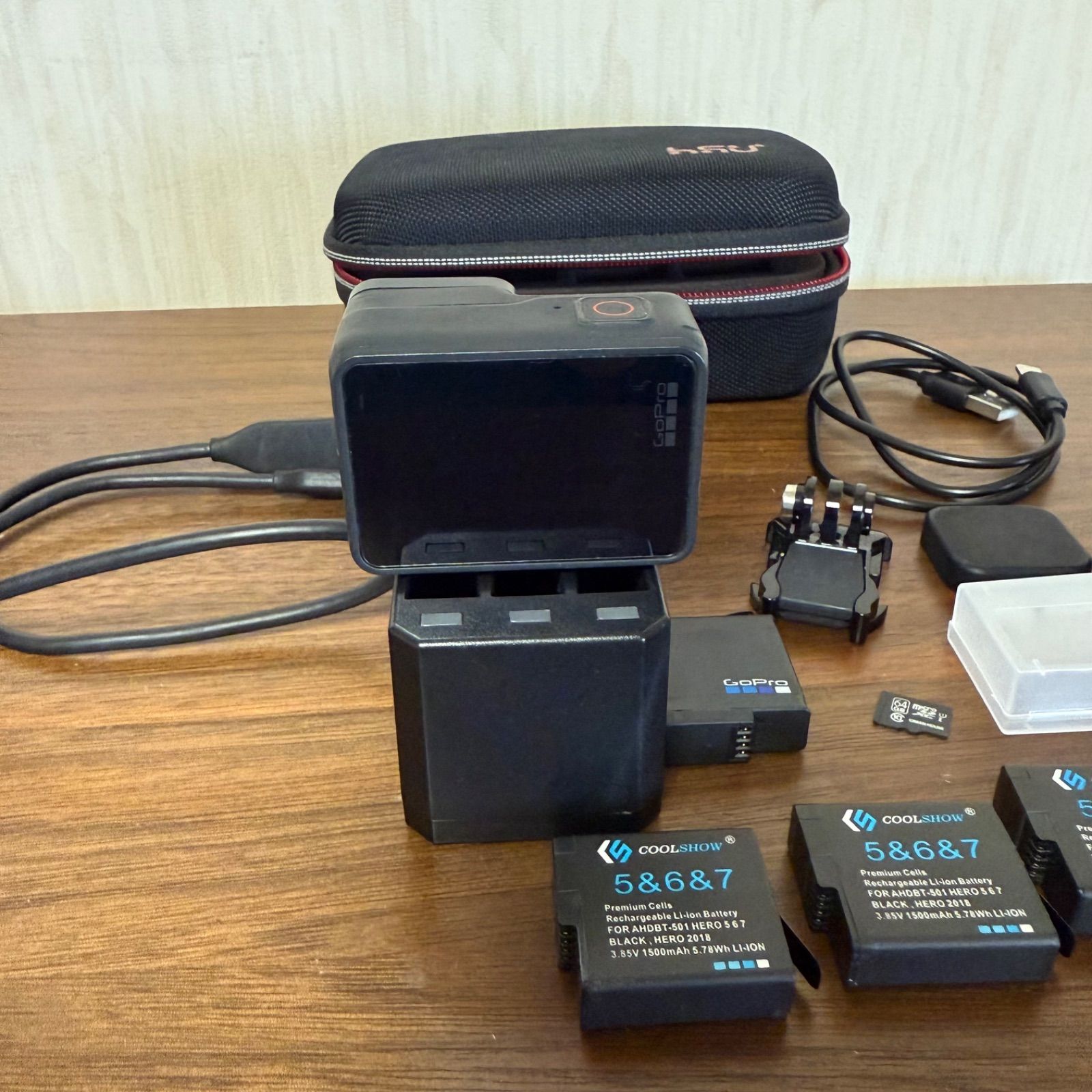 GoPro HERO 7 BLACK 動作確認済み 中古品 付属品多数 中古アクション 