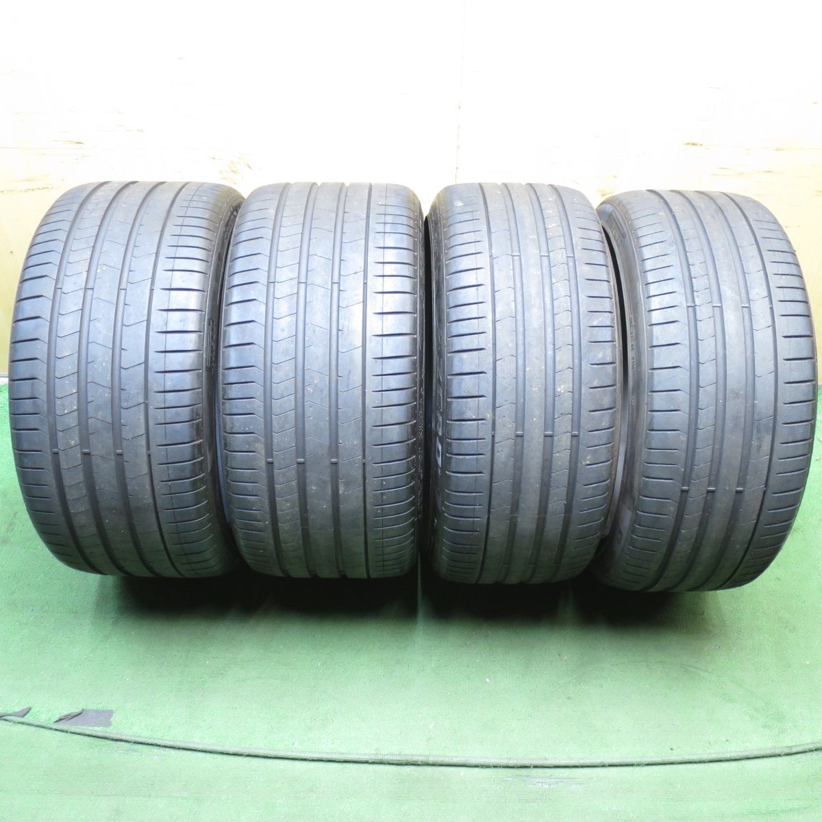 *送料無料* バリ溝！22年！9分★265/35R20 295/30R20 ピレリ PZERO タイヤ 20インチ Pゼロ ベンツ BMW  等★4050601KKノタ