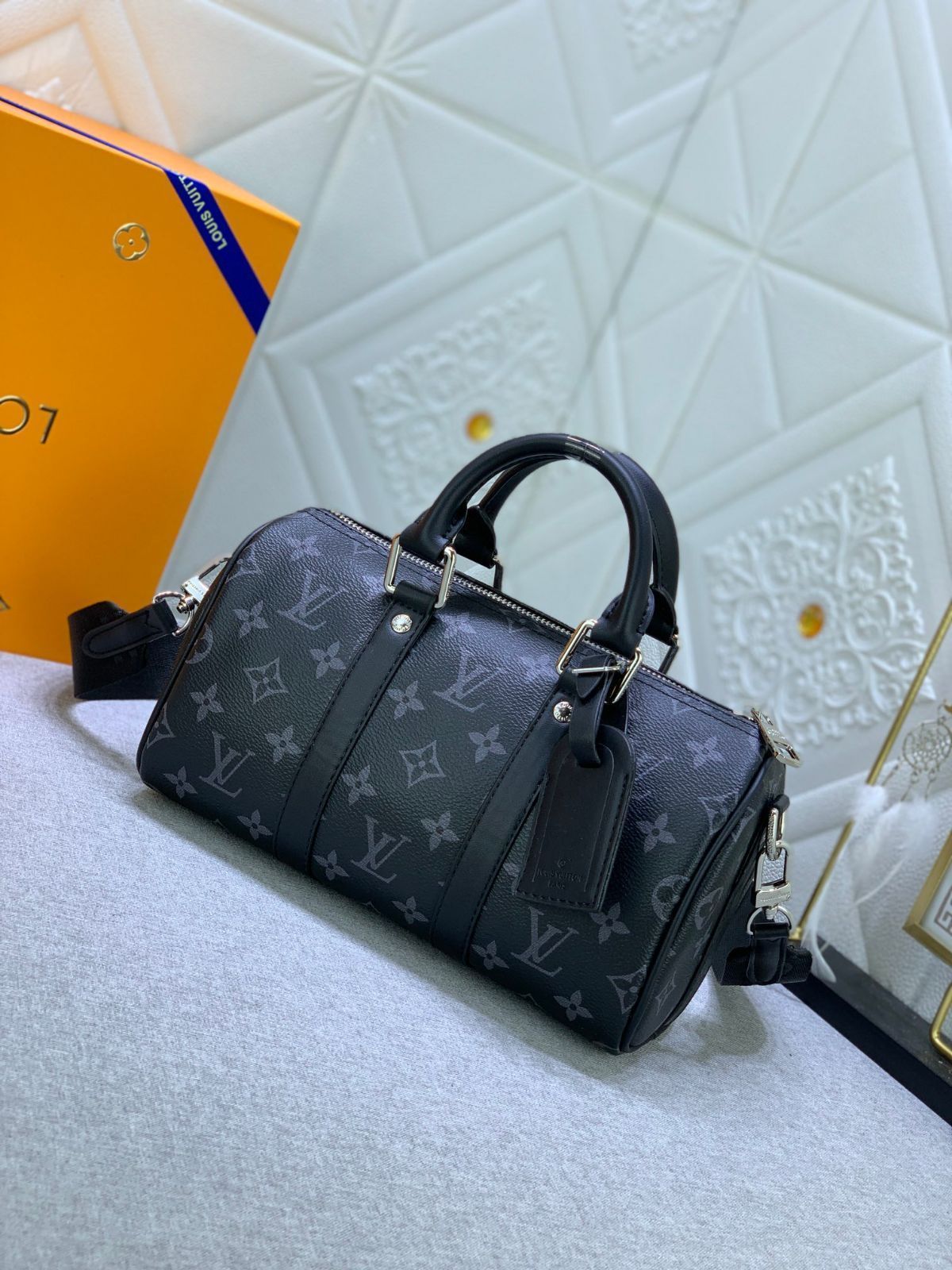 美品 ルイヴィトン LOUIS VUITTON メンズ ショルダーバッグ キーポル バンドリエール M46271