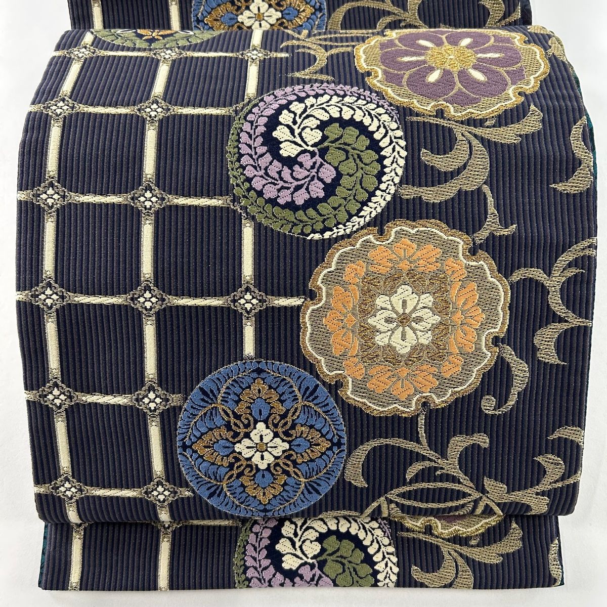 袋帯 美品 名品 二条城二の丸御殿天井絵 雪輪 刺繍 金糸 濃紫 六通 