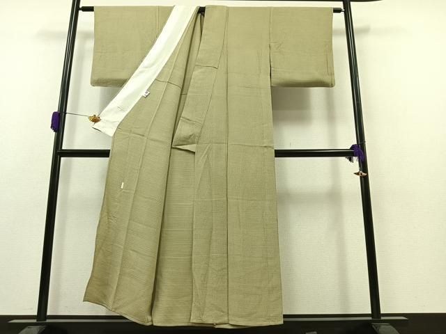 美品！加賀友禅＊押田正義＊梅鼠色＊ふくれ織＊色無地＊着物＊お茶席＊１６５ｃｍ 美品！加賀友禅＊押田正義＊梅鼠色＊ふくれ織＊色無地＊着物