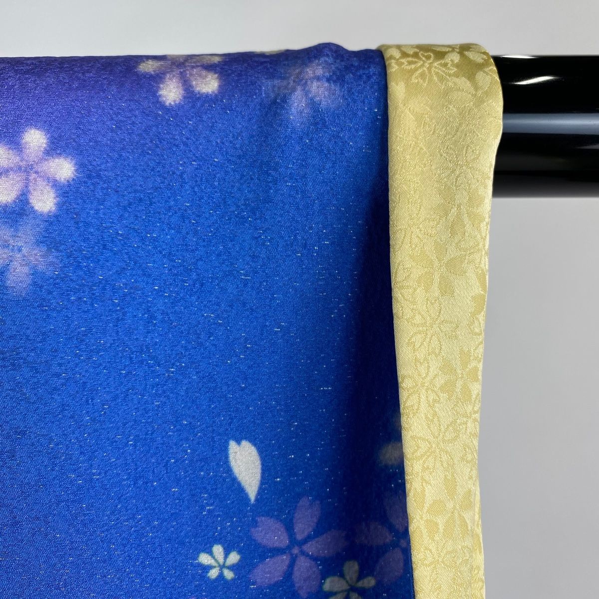 振袖 身丈166cm 裄丈69cm L 袷 桜 花びら 銀通し ぼかし 青 正絹 逸品  