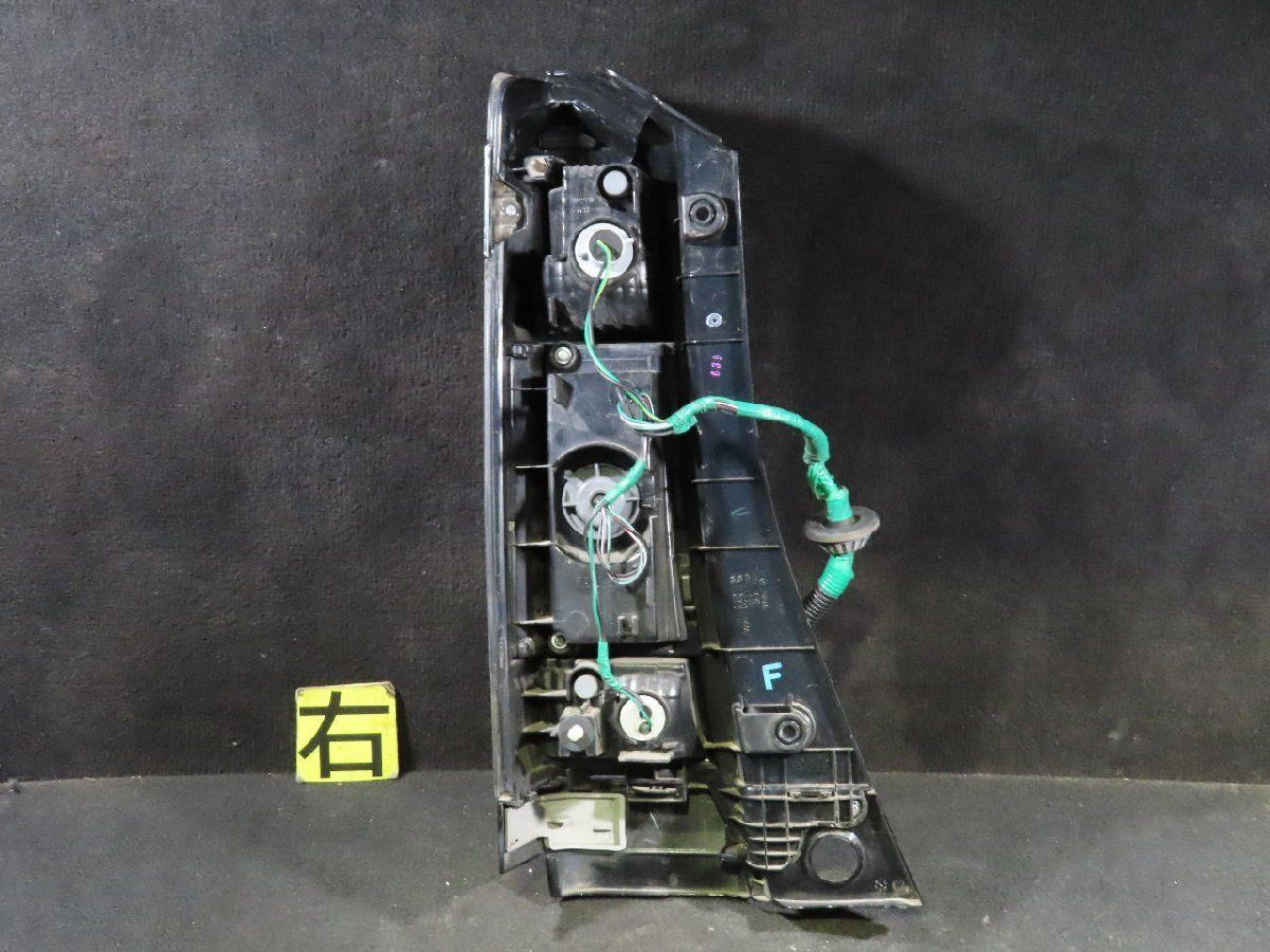 LEDヘッドライト フォグランプ F25 H3 H4 H8/H11/H16 HB3 HB4 3色温度切替PhilipsLUMLEDSチップ60W 8000Lm3000k/4300k/6000k 2本 LED ヘッドライト HB3 HB4 H1 H3 H7 LEDバルブ フォグランプ 車検対応 爆光 6500k ホワイト フォグランプ ハイビーム  ハイブリッド車 EV車 車 バイク led電球 カットライン 2個セット cn-4 | 明るい車用LED　パーシーウッド