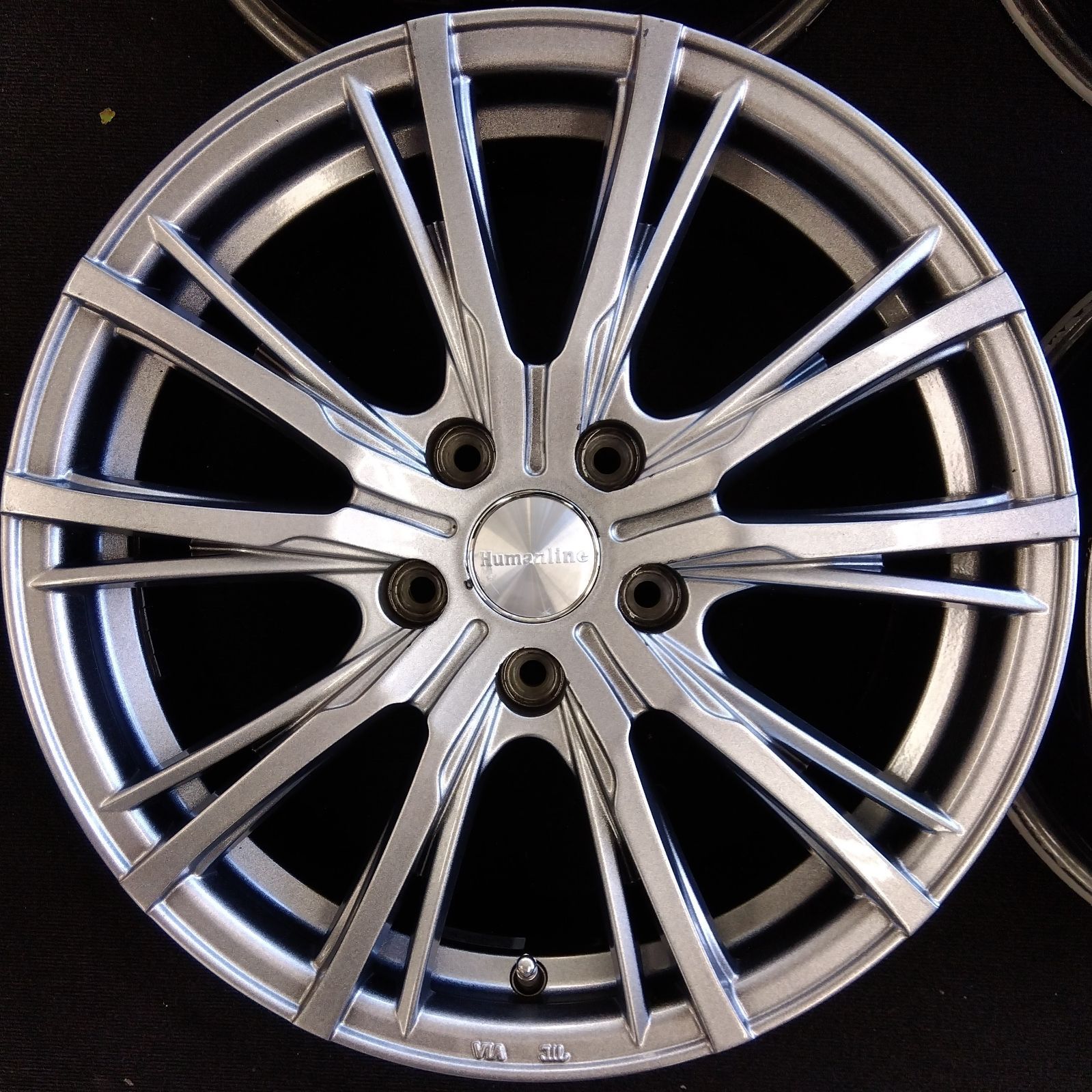 送料無料】【17×7.0J+48】中古 ホイール 4本セット トレジャーワン