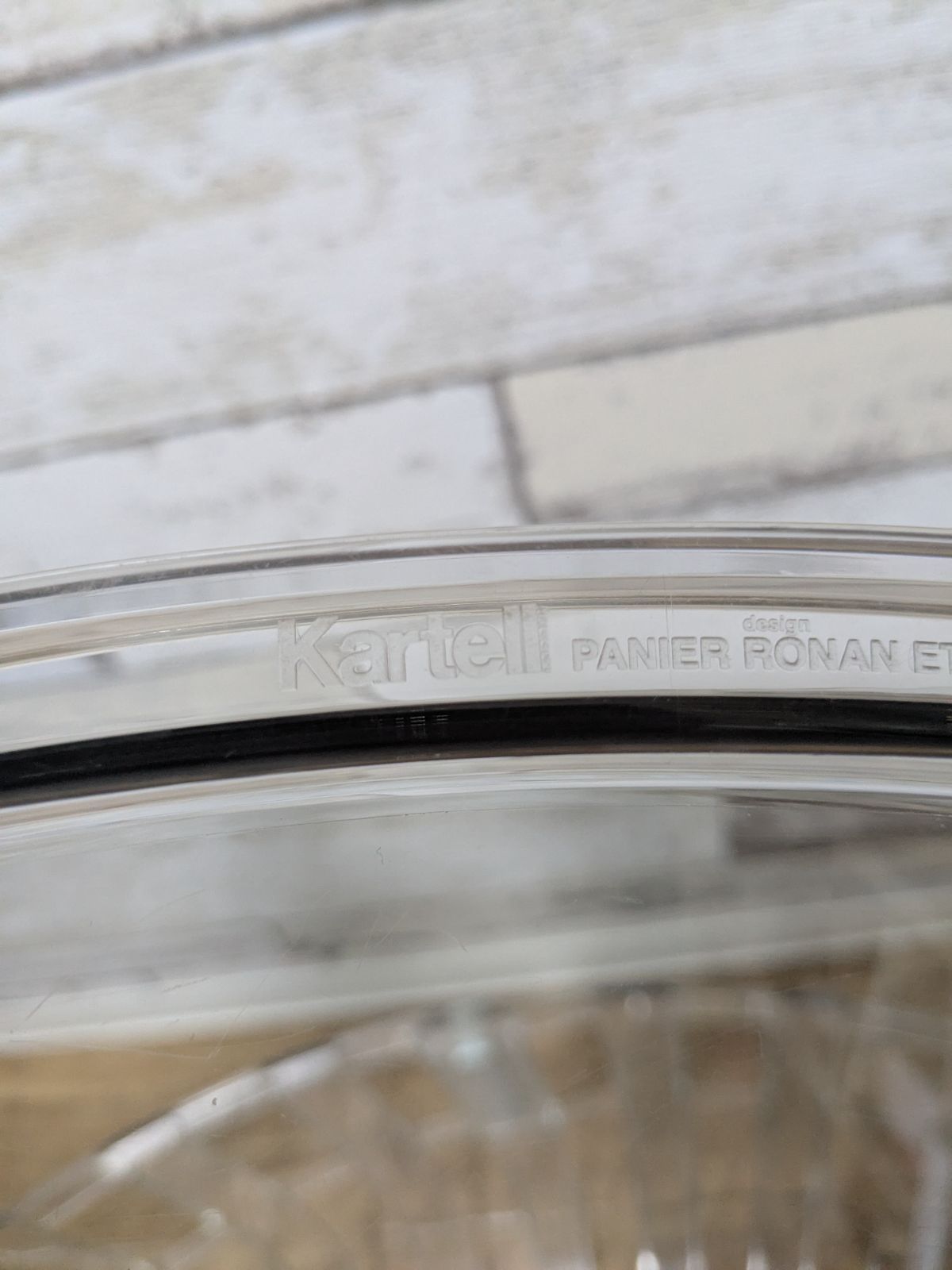 最終値下げ　Kartell　パニエ　クリスタル　透明　テーブル カルテル Kartell パニエ クリスタル 透明 テーブル - メルカリ