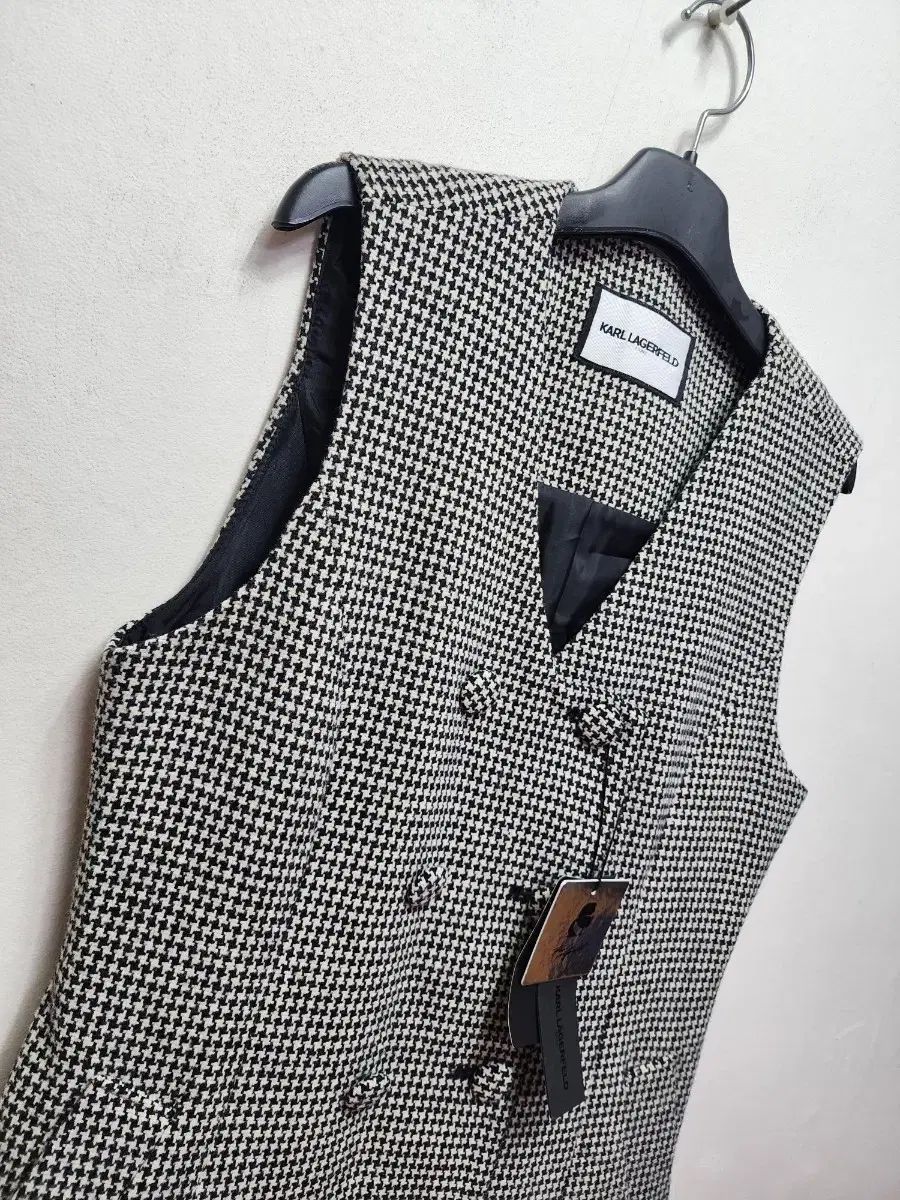 カールラガーフェルド ベスト