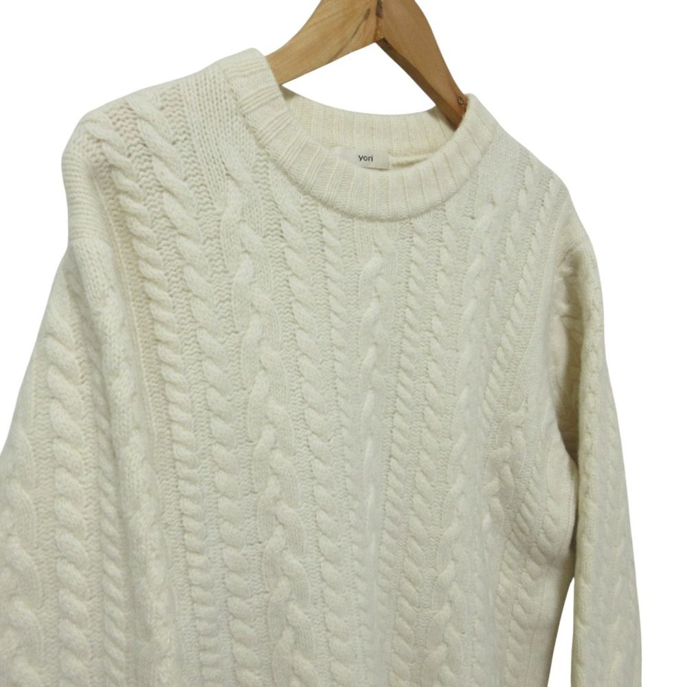 美品 21AW yori ヨリ ケーブルニット セーター YR2135-077AW アイボリー レディース 古着 中古 美品 21AW yori ヨリ ケーブルニット セーター YR2135-077AW