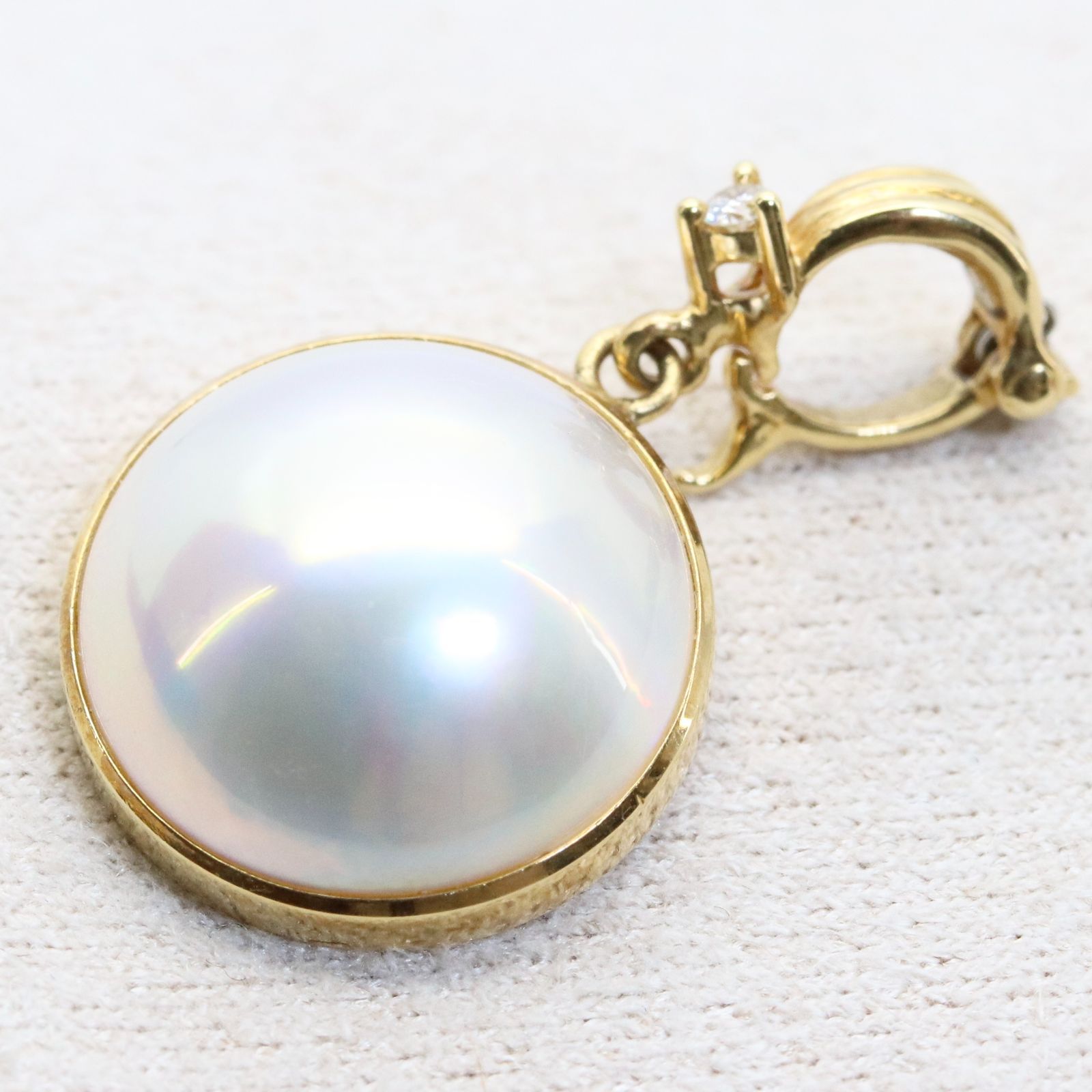 ○田崎真珠　ネックレスチャームK18 田崎真珠 ネックレストップ K18 ダイヤモンド 0.01ct×マベパール