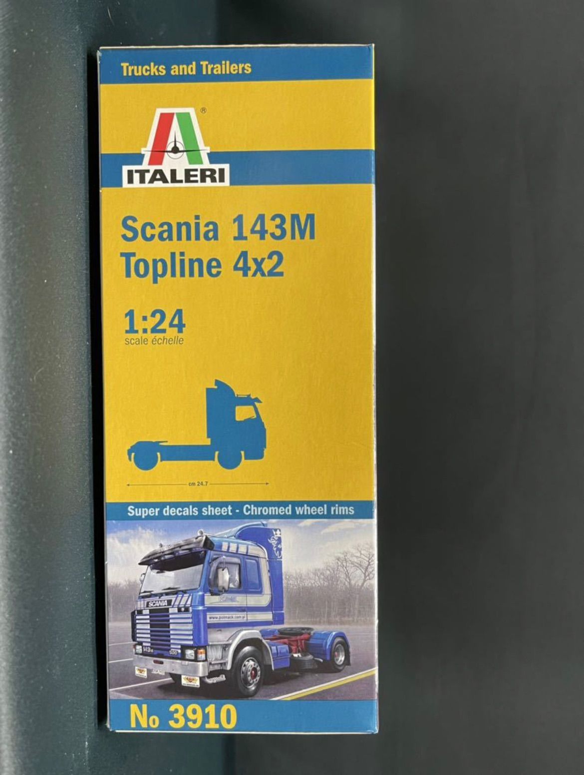 イタレリ 1&frasl;24 スカニア 143M トップライン 4ｘ2 トラクターヘッド