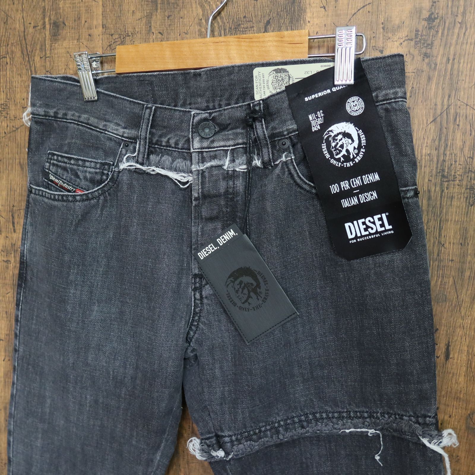新品・未使用 人気アイテム☆DIESEL ディーゼル ジーンズ デニム 