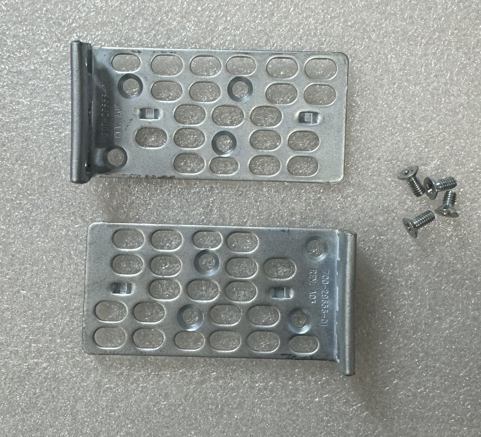 Cisco Catalyst 3750X/3560X スイッチ用ラックマウントキット