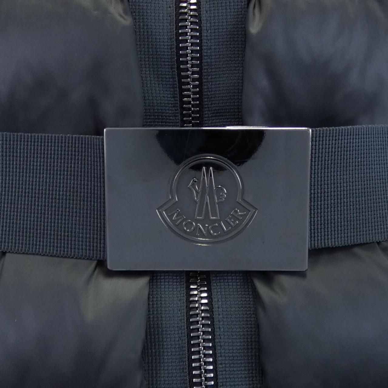 モンクレール MONCLER
