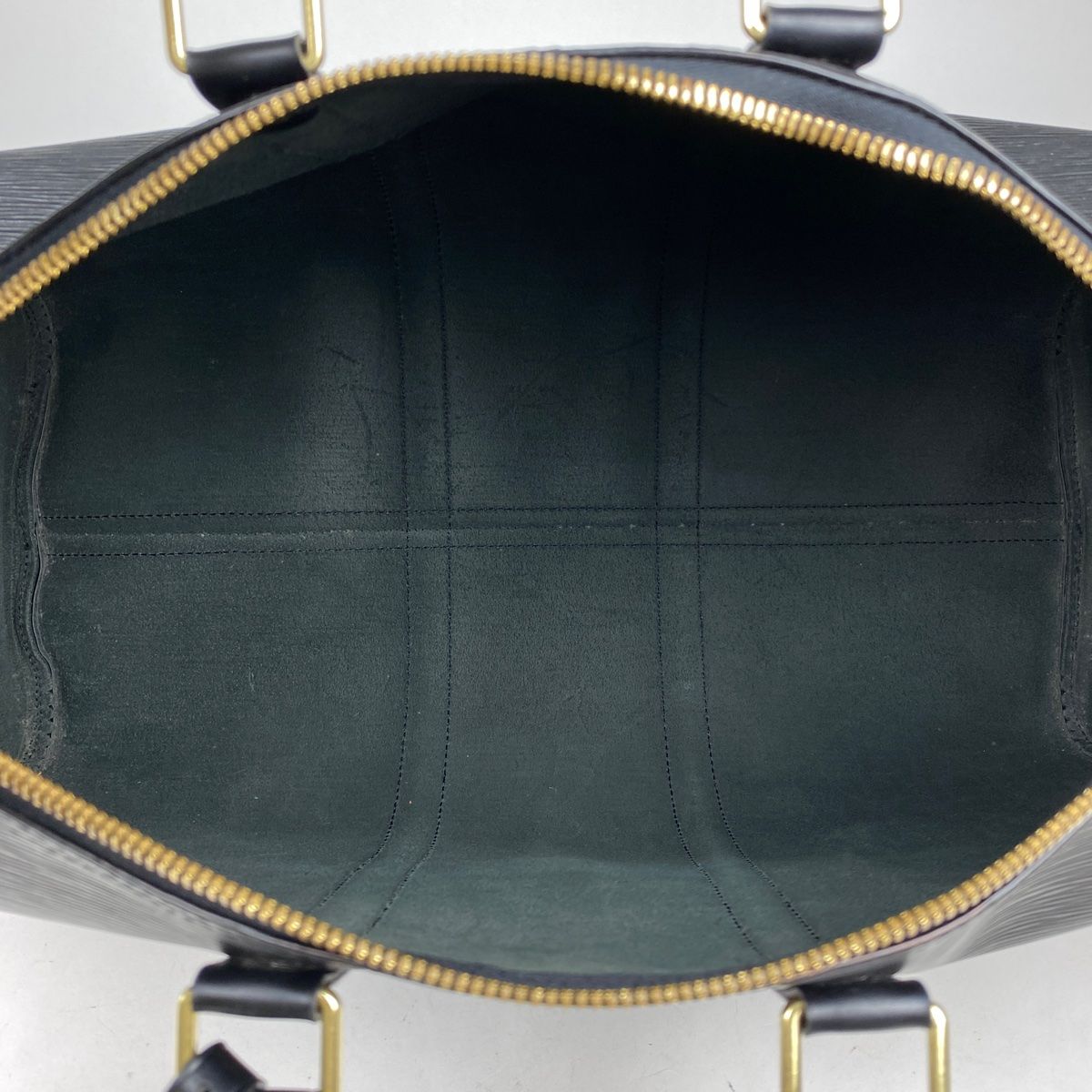 ルイ・ヴィトン LOUISVUITTON エピ キーポル45 ブラック ルイヴィトン