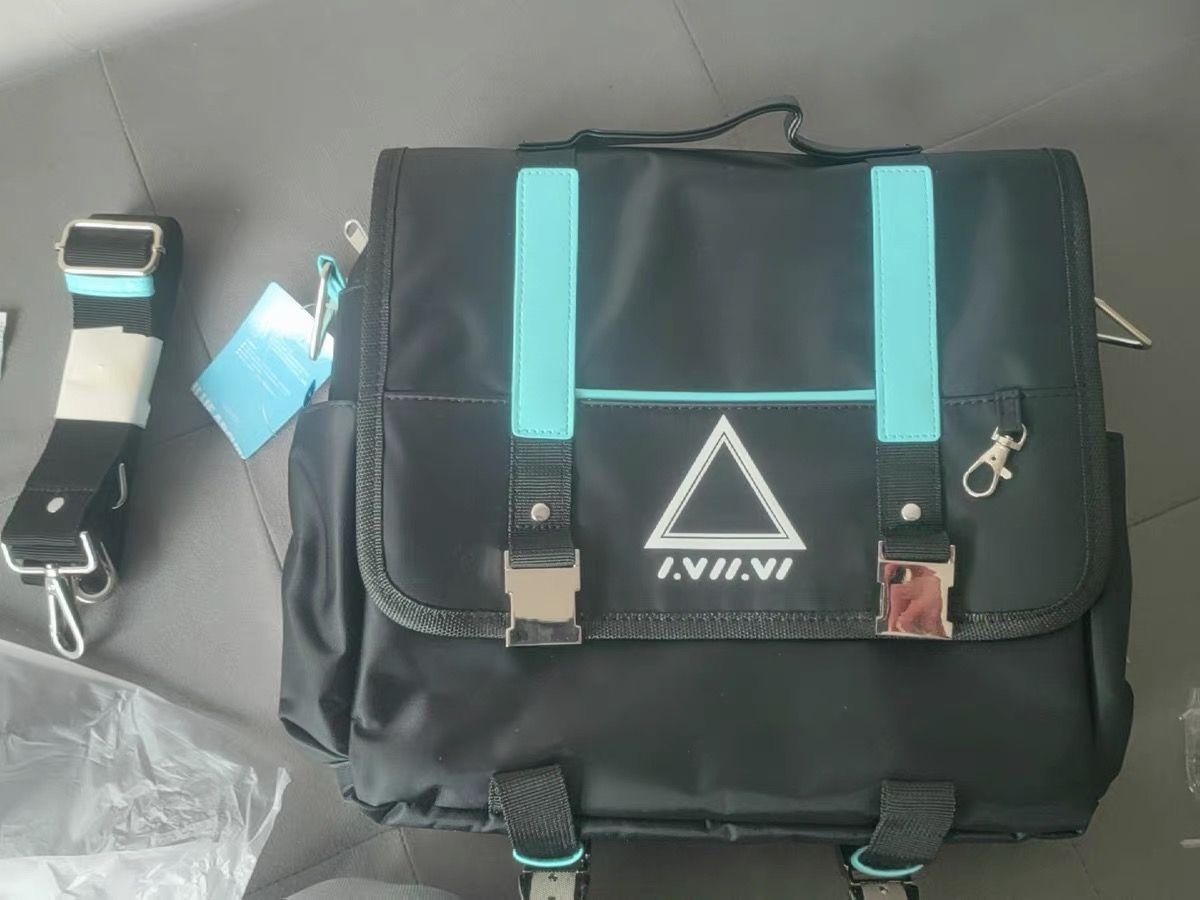 ブルーアーカイブ 砂狼シロコ バッグ 正規品 - メルカリ