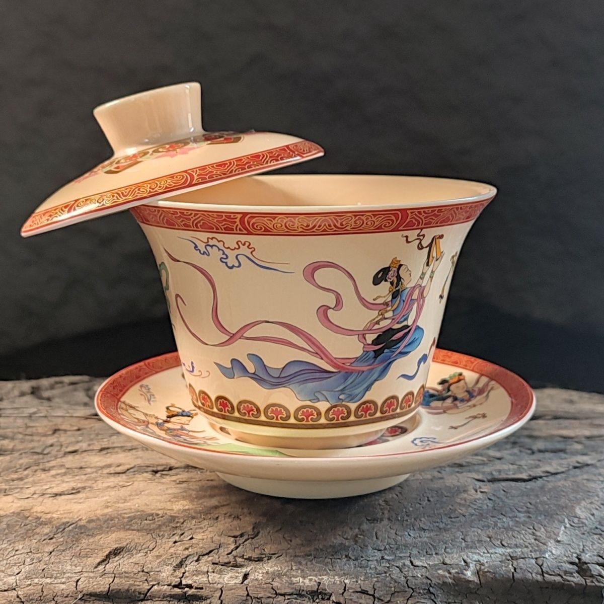 新品・未使用】 米色 敦煌飛天図 蓋碗 単品 高級陶器製 回転蓋