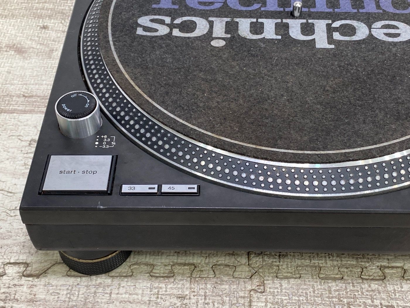 Technics SL 1200 MK3D