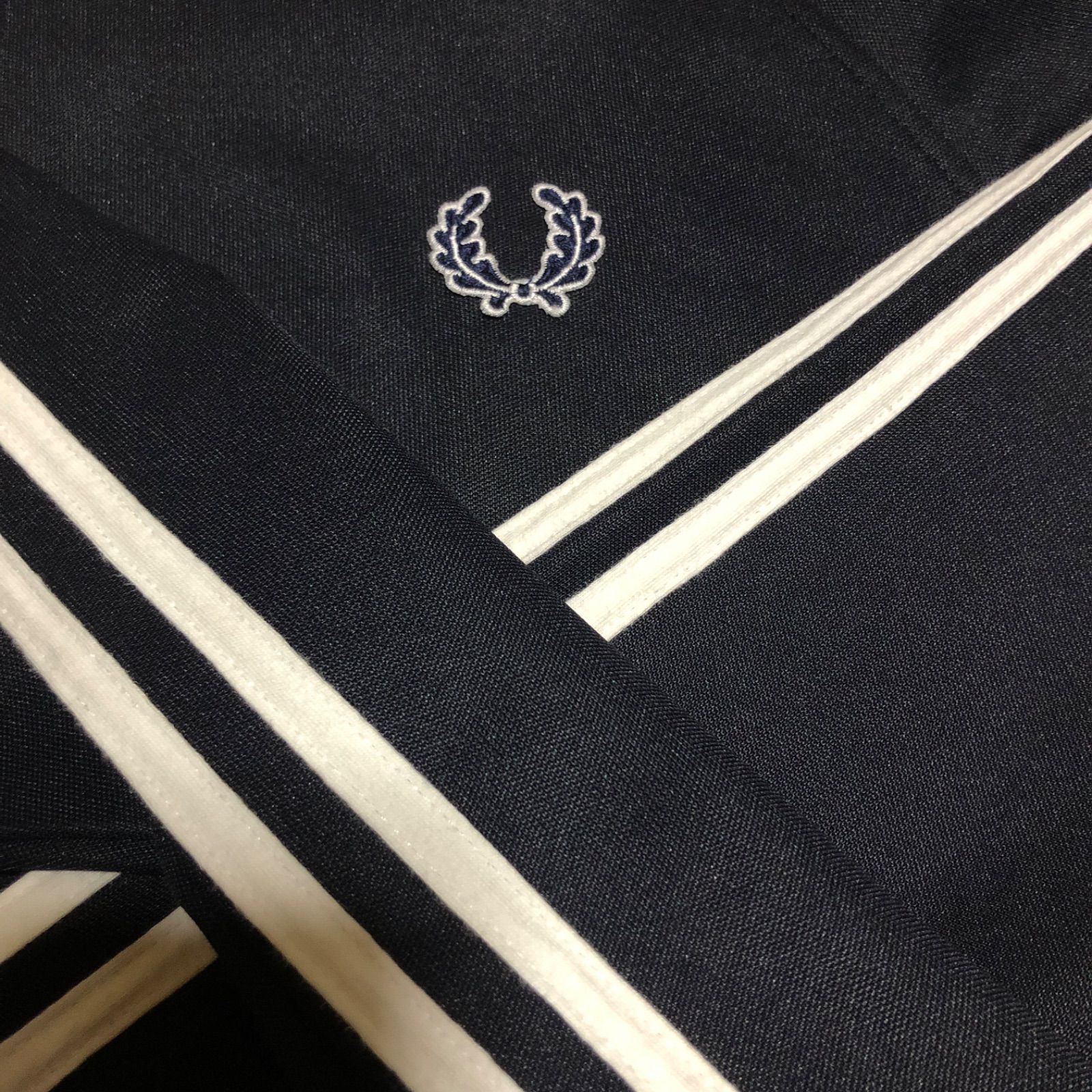 Fred Perry⭐️トラックジャケット/ジャージ XL 刺繍月桂樹