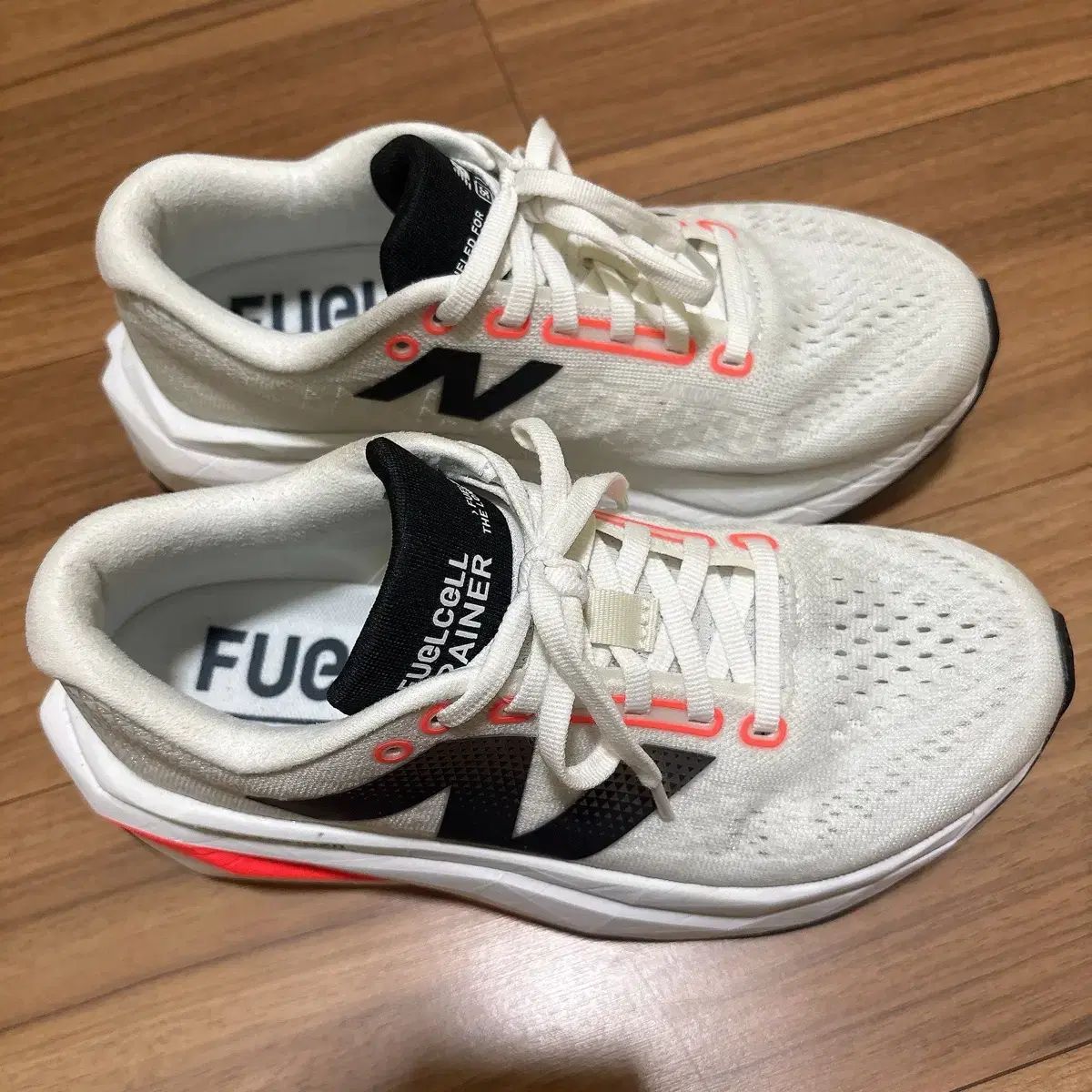 ニューバランス SCトレーナー v3 24.5cm