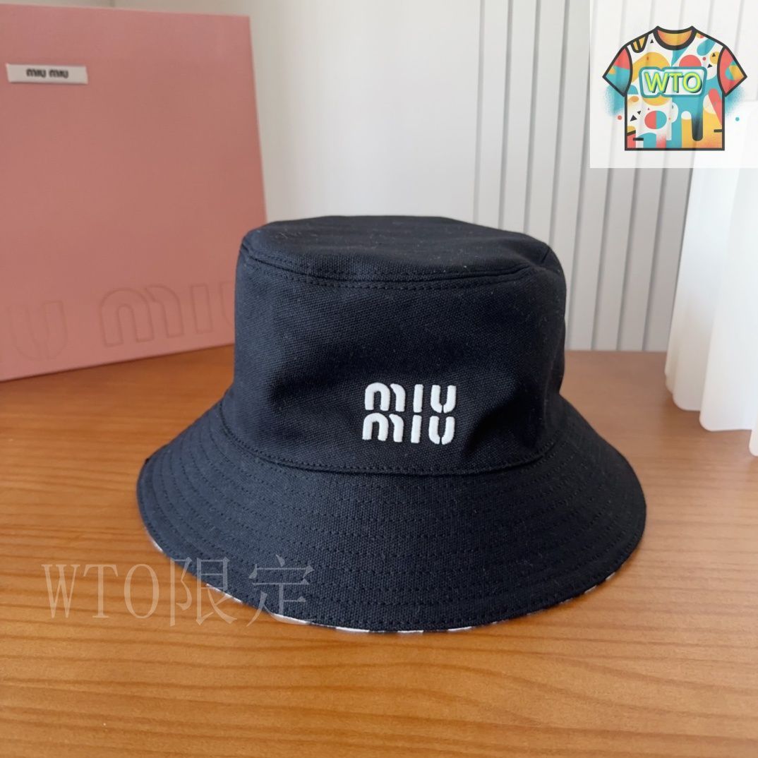 今日特価】miumiu リバーシブルフィッシャーハット-1 - メルカリ