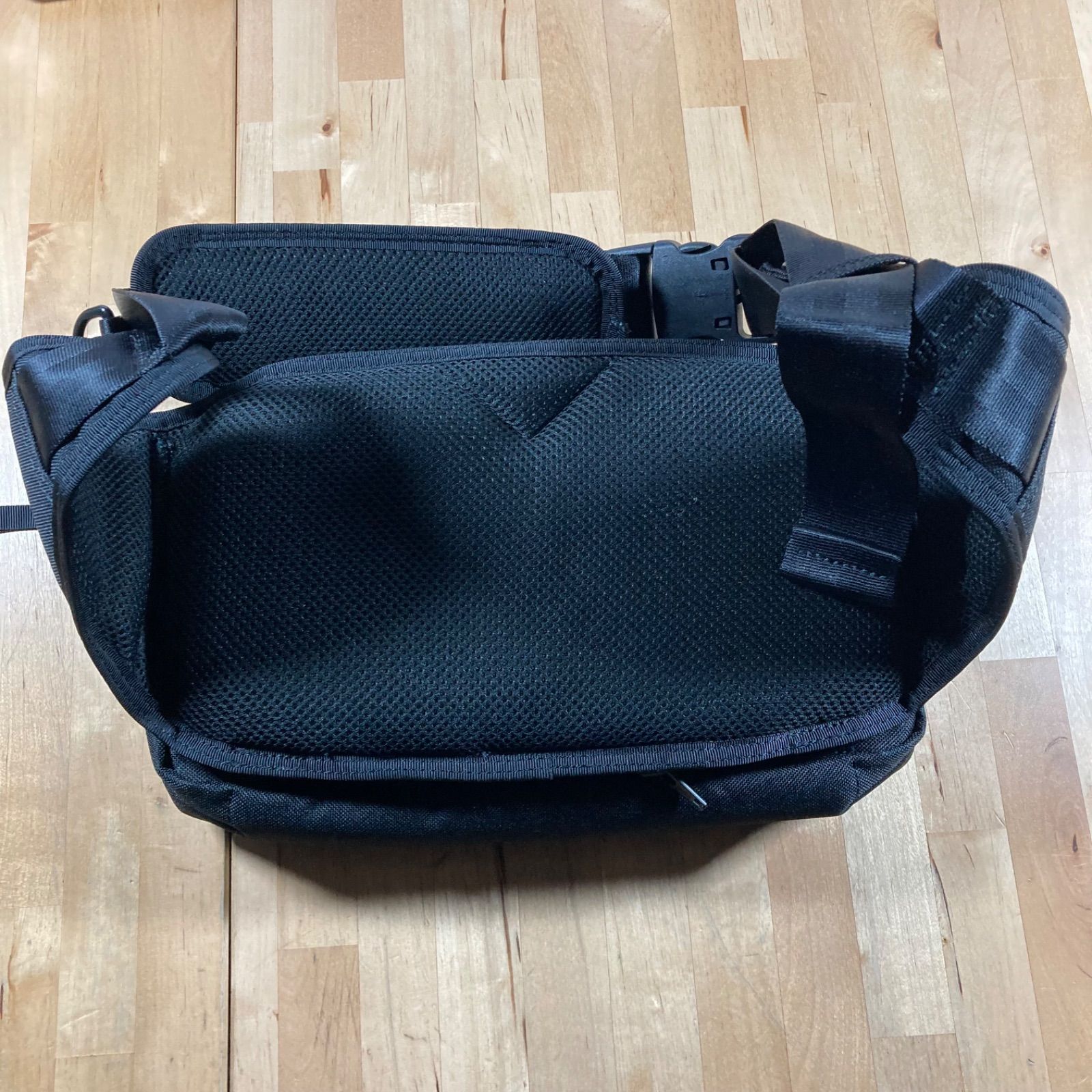 【美品】PORTER×Aprica 抱っこひも付ショルダーバッグ　コラボモデル PORTER Aprica ウエストバッグ 兼 抱っこひも 未使用