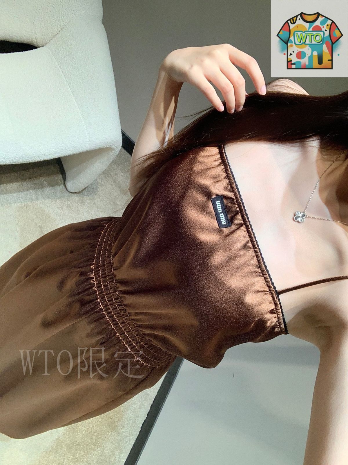 今日特価】MiuMiu ルーズ風 レース キャミソールワンピース