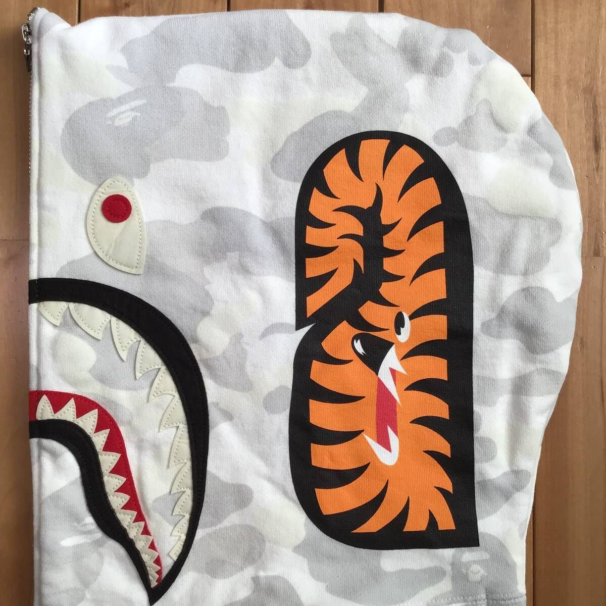 BAPE シティカモ シャークパーカー 蓄光 M 灰色 ☆京都限定☆ kyoto city camo シャーク パーカー Sサイズ shark