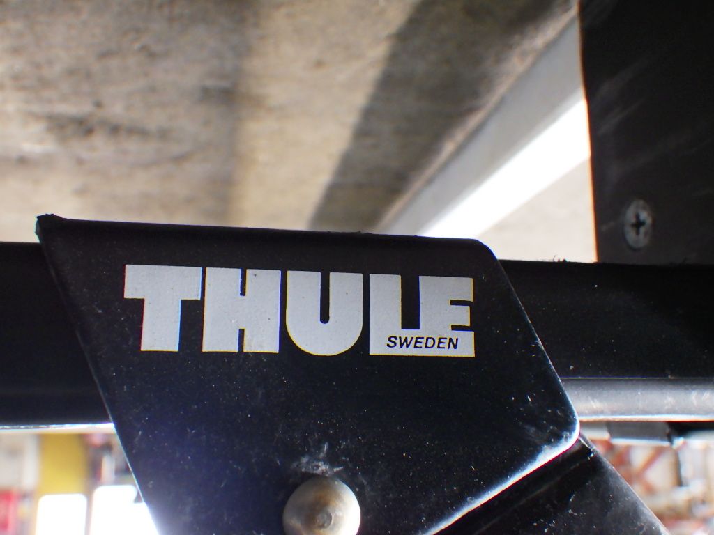 レジアスエース KDH206V ルーフキャリア THULE 約250cm×150cm×26cm BRIGHTFACE_UK