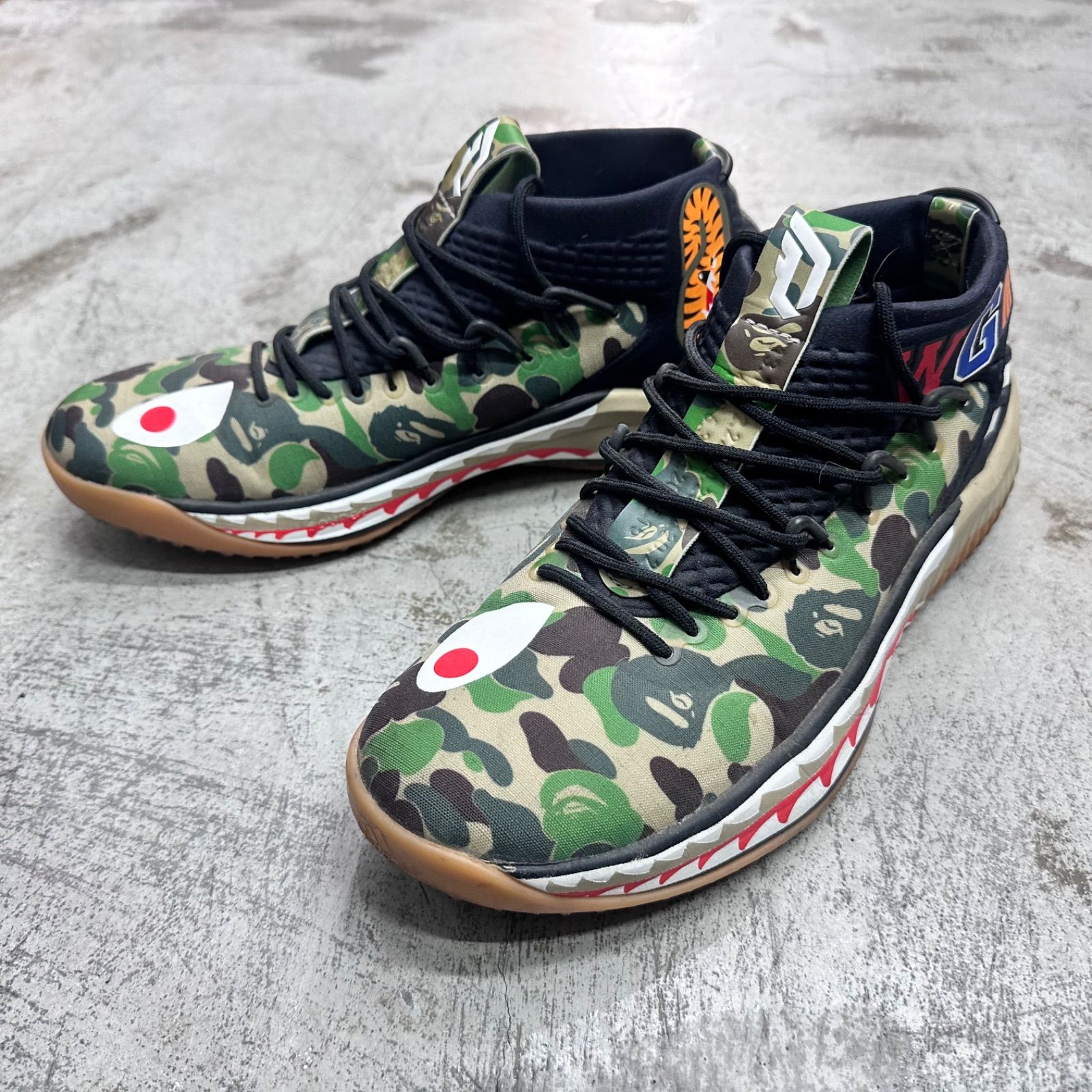 A BATHING APE × ADIDAS DAME 4 