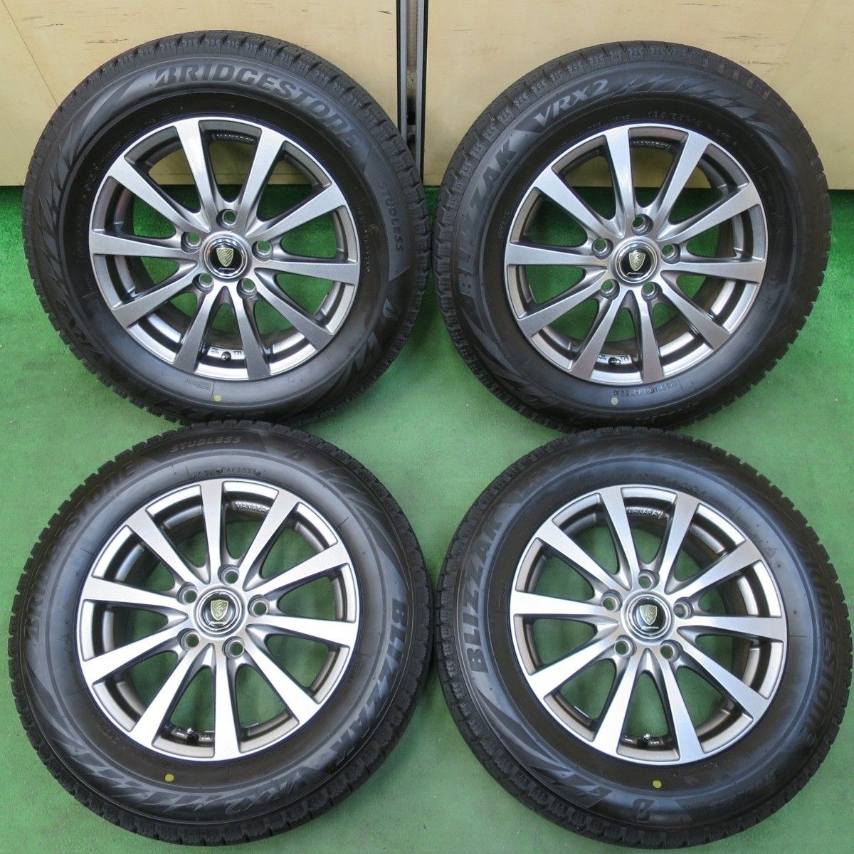 【送料無料】YOKOHAMA　ES31☆185/55R15☆2本セット☆ 大人気，格安 4本落札で送料無料ヨコハマECOS ES31 185&frasl;55R15新品が1