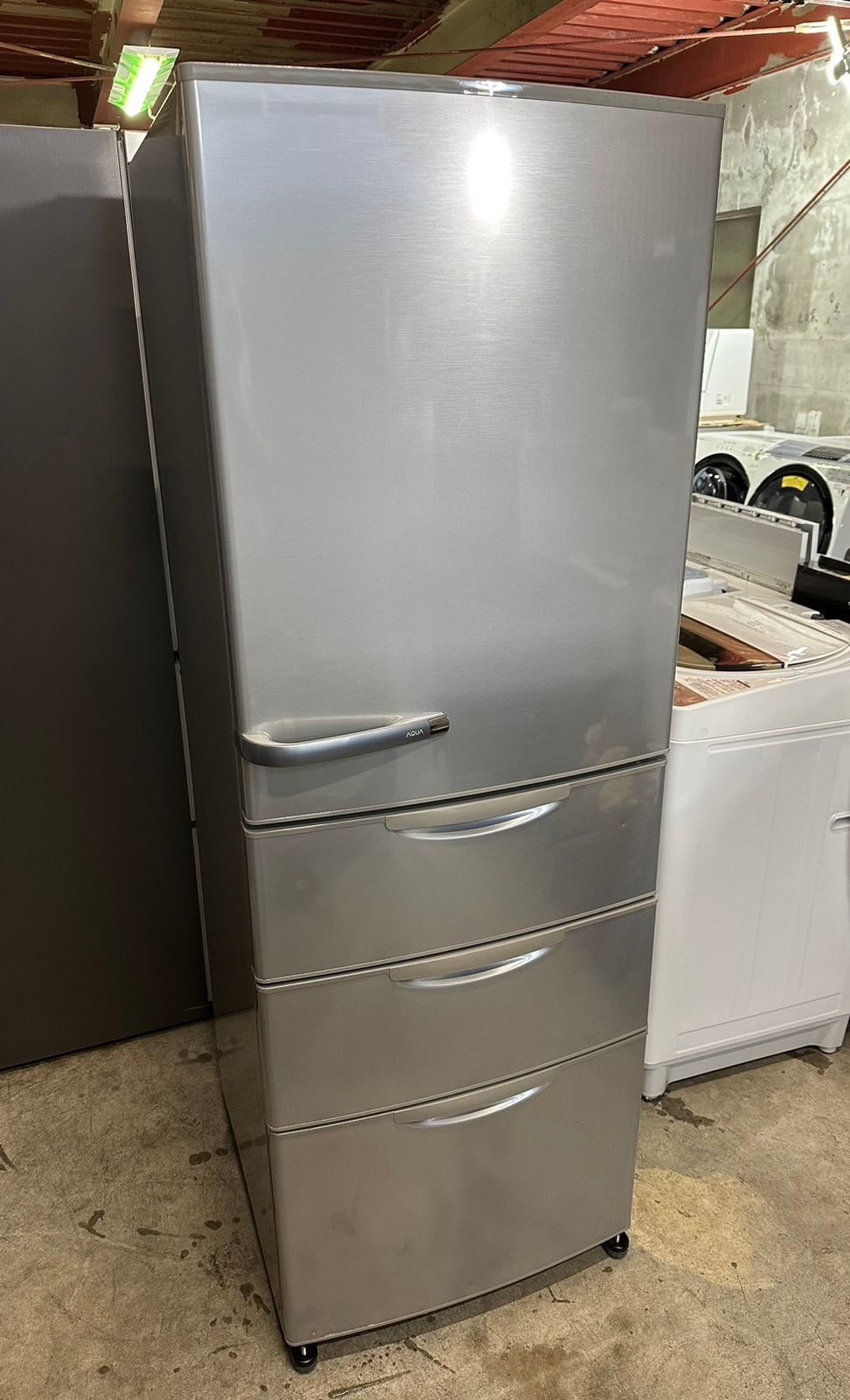 大阪送料無料★3か月保障付き★冷蔵庫★2014年★アクア★3ドア★AQR-361D(S)★R-902 大阪送料無料☆3か月保障付き☆冷蔵庫☆2014年☆アクア☆3ドア☆AQR