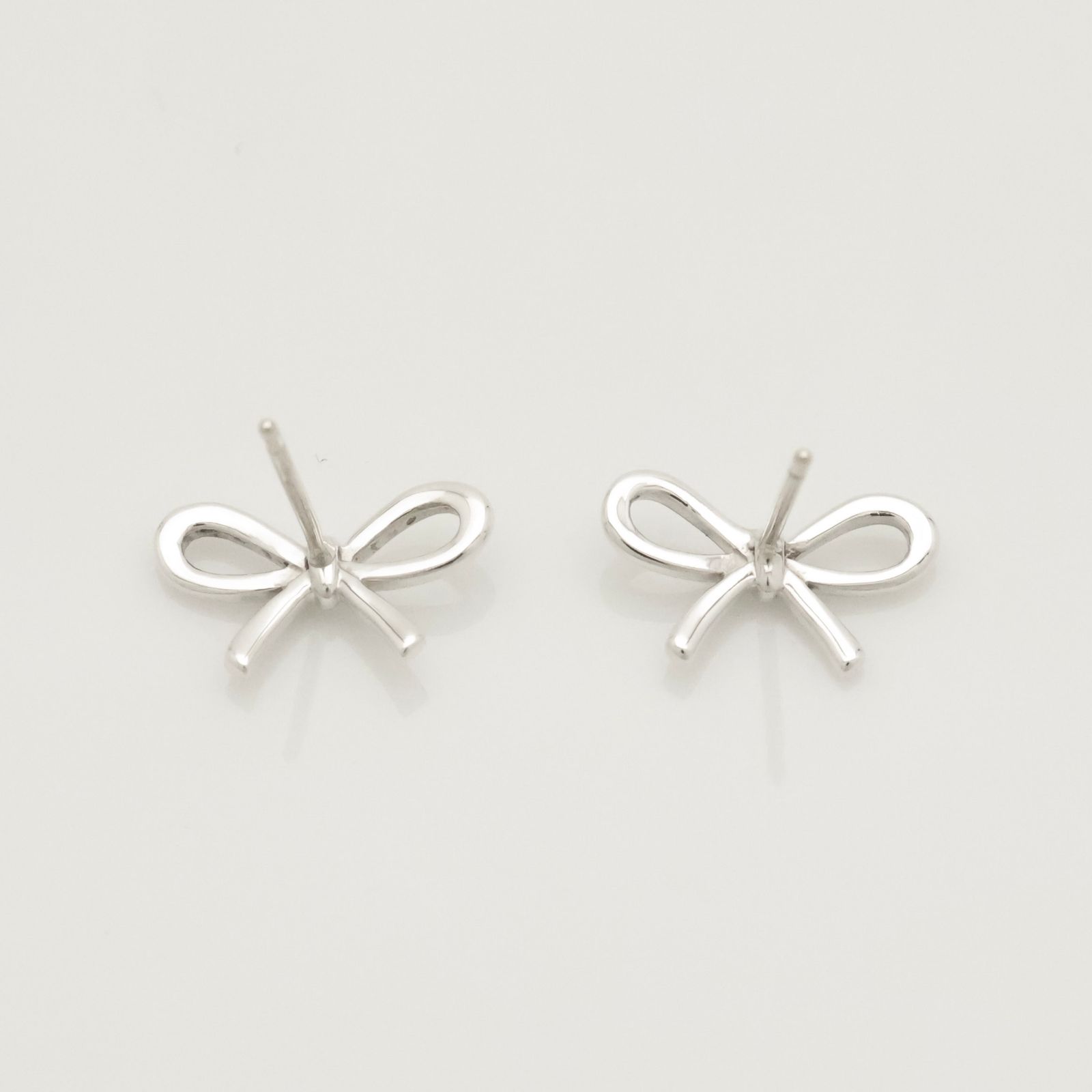 美品】ティファニー TIFFANY&Co. リボン ボウ スタッド ピアス AG925