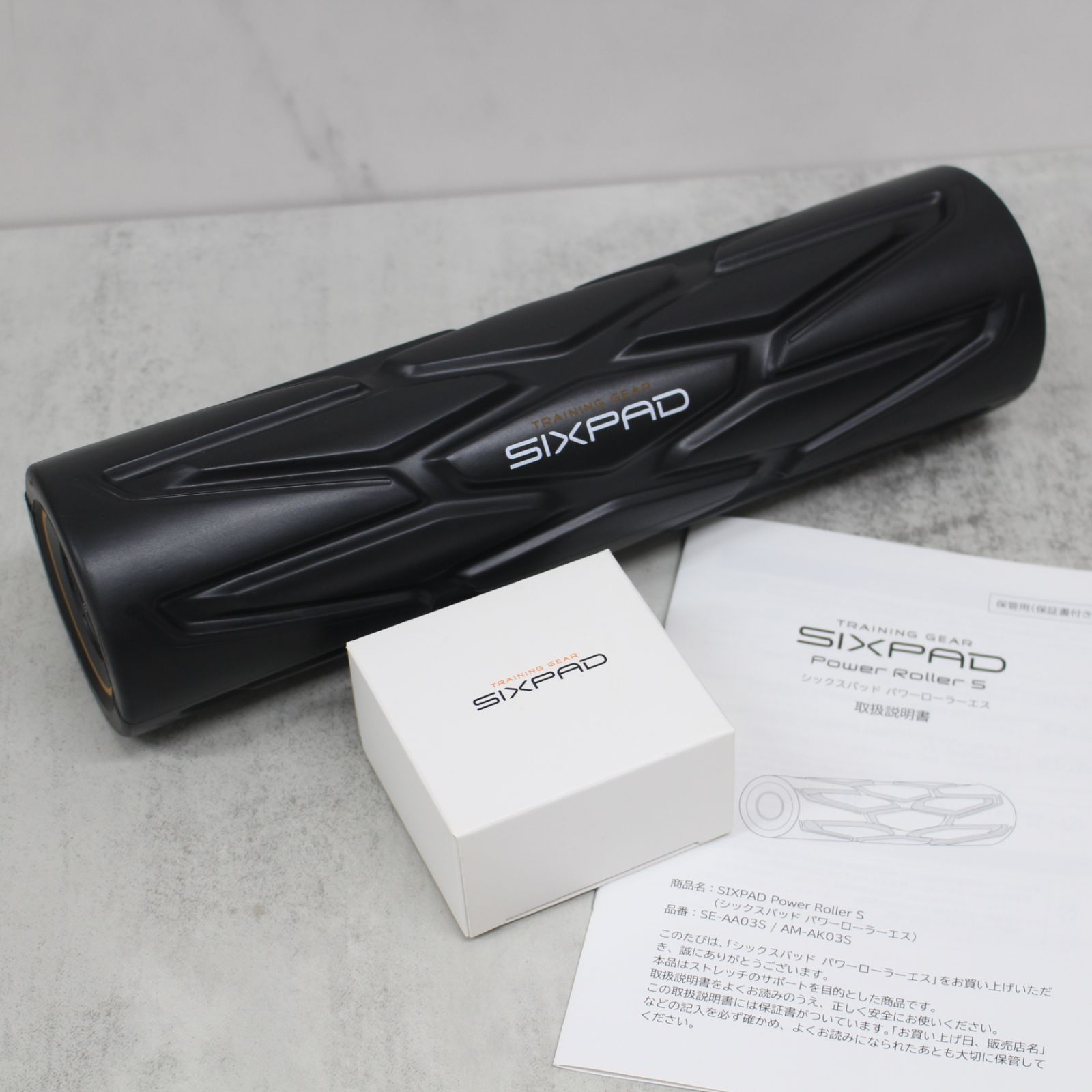 ☆SIXPAD SE-AA03S BLACK☆ SIXPAD SE-AA03S BLACK ラッピング付き