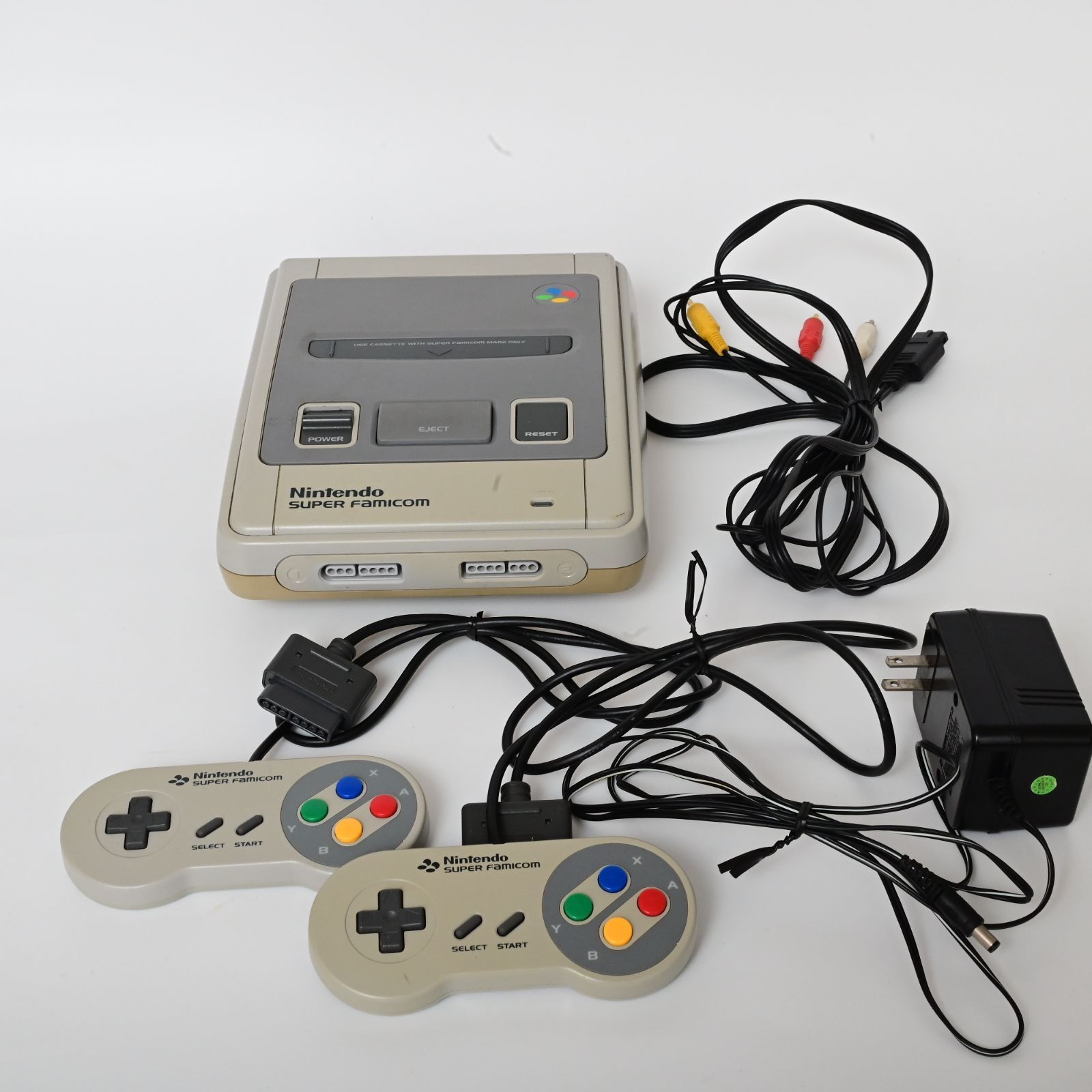 ☆【動作良好】スーパーファミコン本体 コントローラー