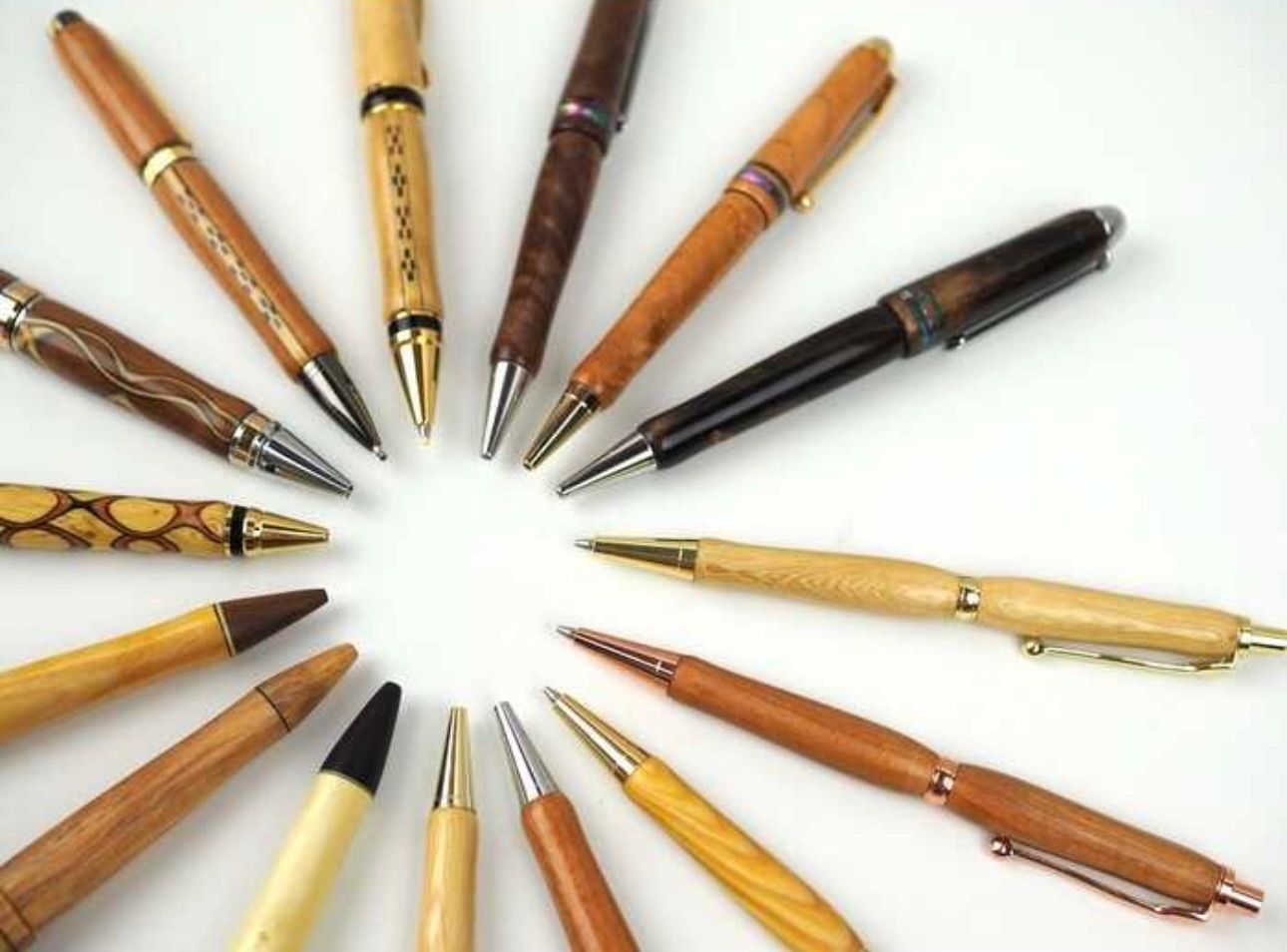 新品】かねせん工房 沖縄県産 木製 デザイナー ボールペン ガジュマル