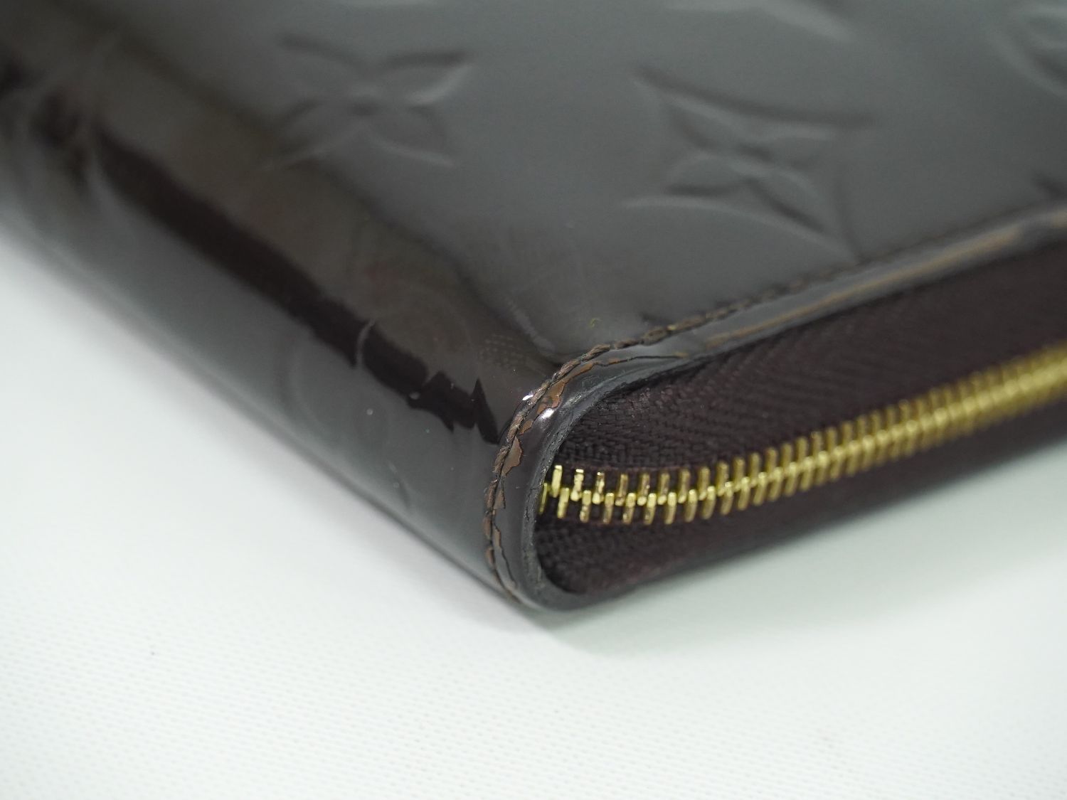 本物 ルイヴィトン LOUIS VUITTON LV ジッピーコインパース ヴェルニ  