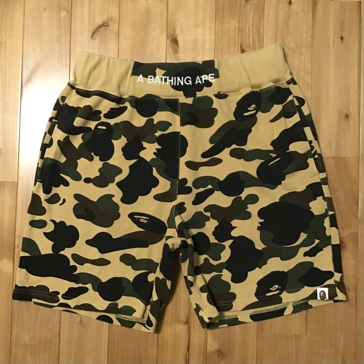 BAPE 1st camo yellow スウェット ハーフパンツ Mサイズ a bathing ape sweat shorts エイプ ベイプ アベイシングエイプ ショーツ